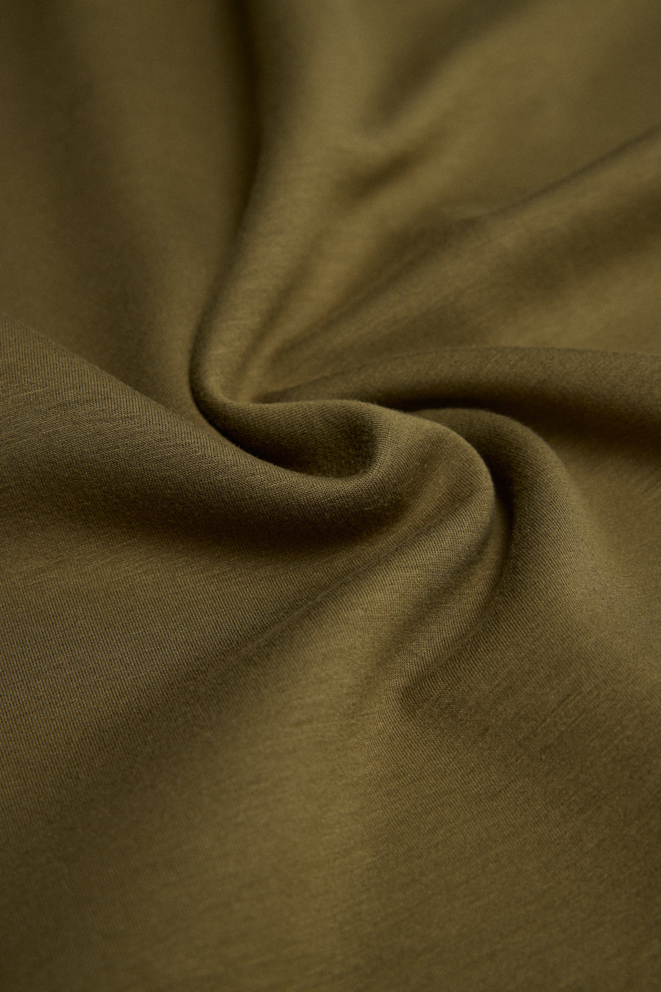 Felpa verde fluida con cappuccio