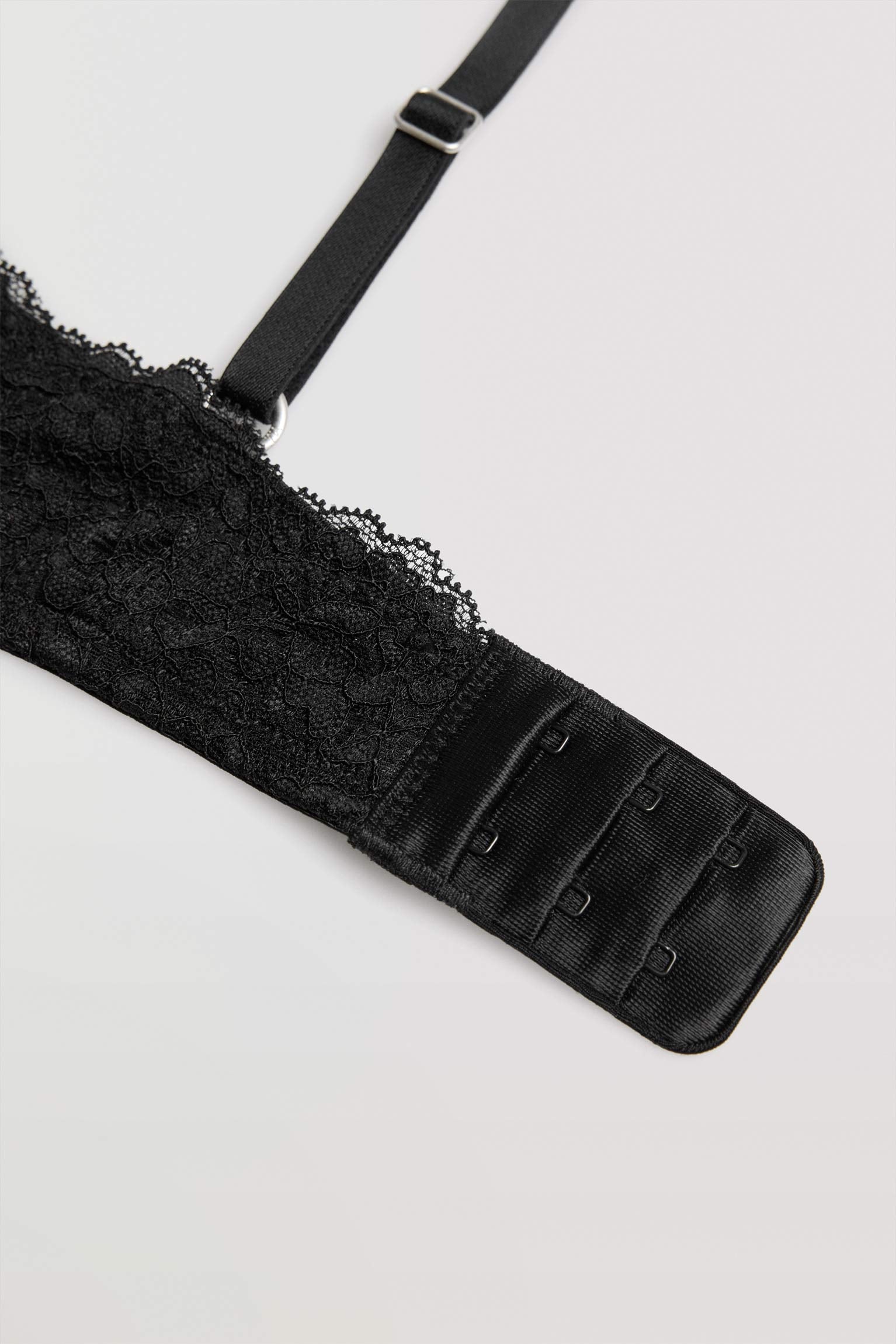 Reggiseno push-up in pizzo nero