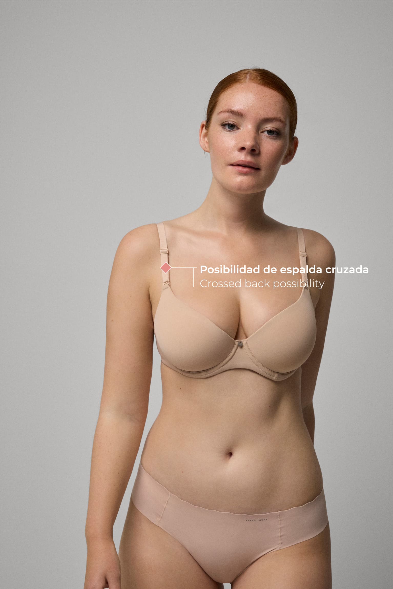 Reggiseno nudo di taglia regolabile