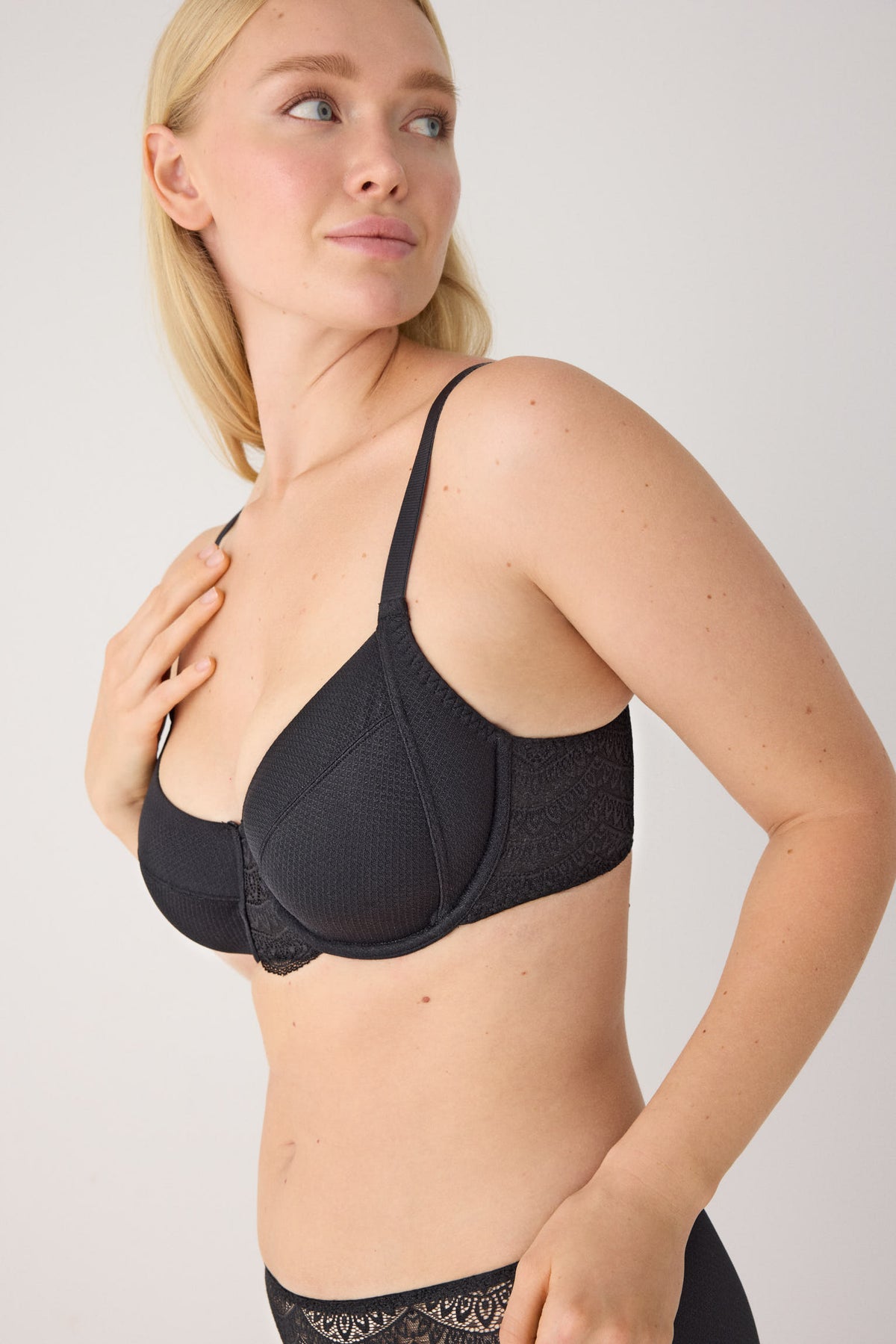 Reggiseno riduttore capacidad con ferretto senza imbottitura nero