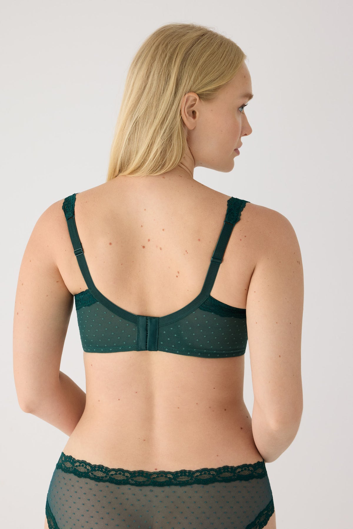 Reggiseno capacidad con ferretto imbottito pizzo verde botella | Paula Echevarría