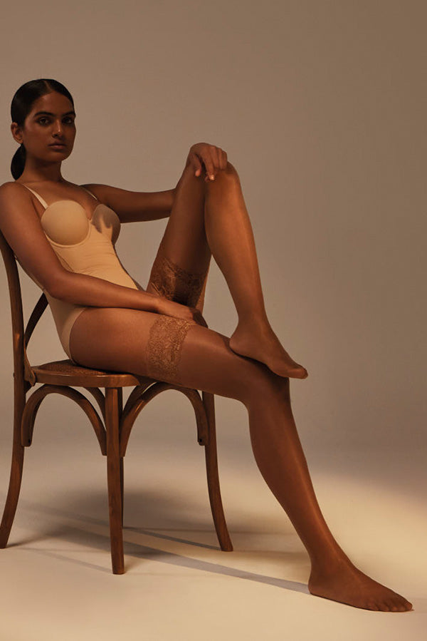 Calze beige 15 denari con reggicalze