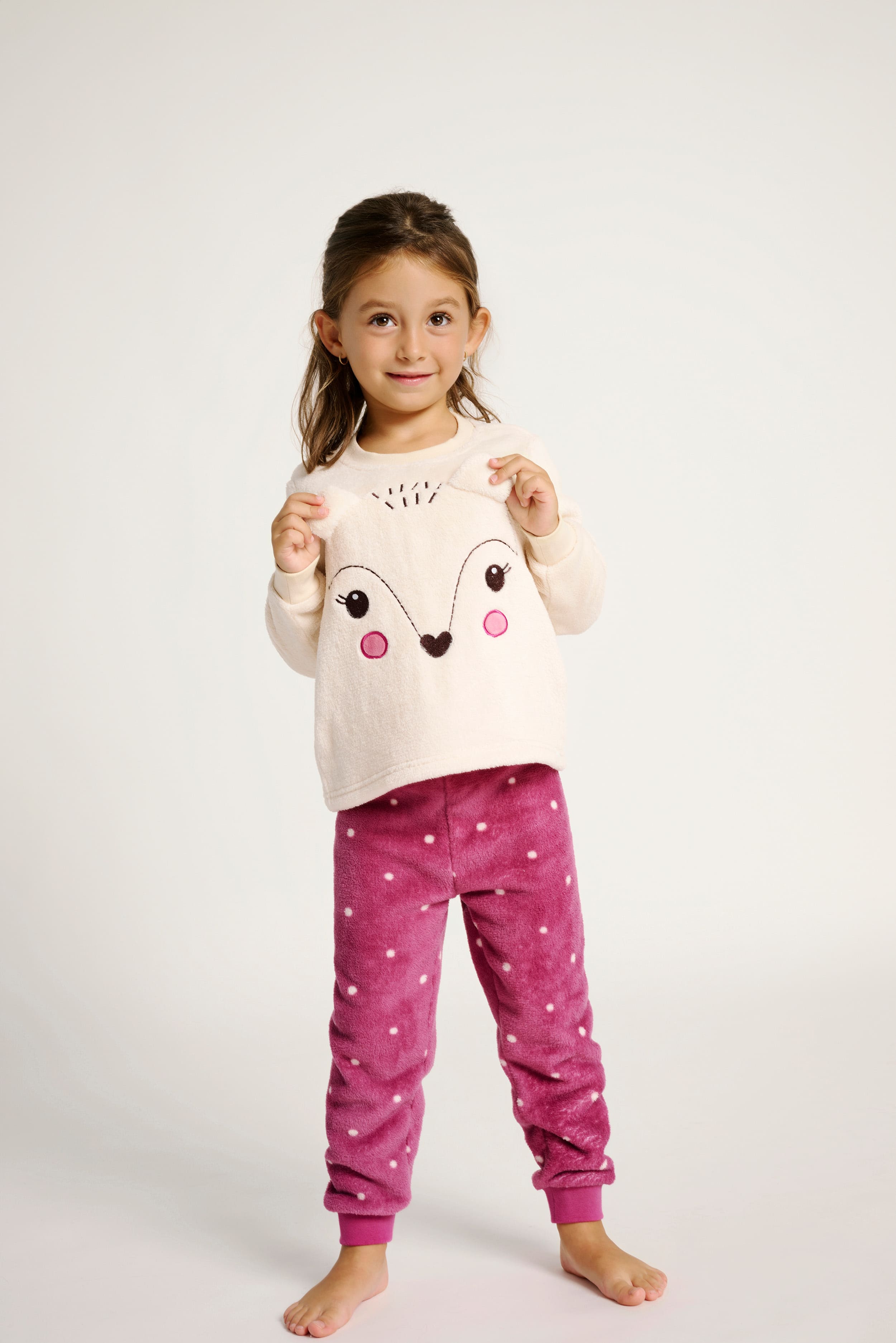 18011005-1-pijama-juvenil-carita-animal-estampado-lunares