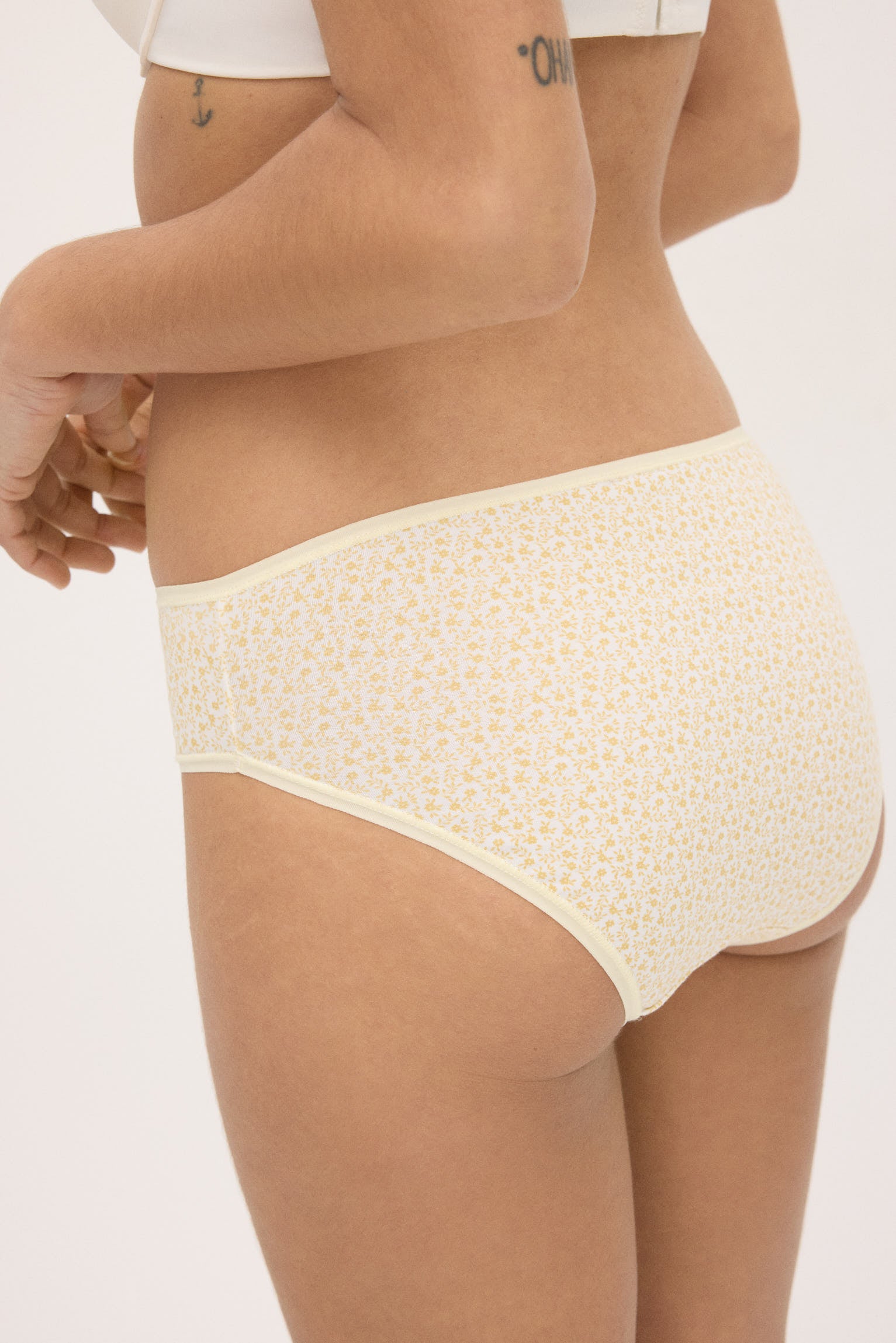 Confezione da 6 slip midi tinta unita e stampati