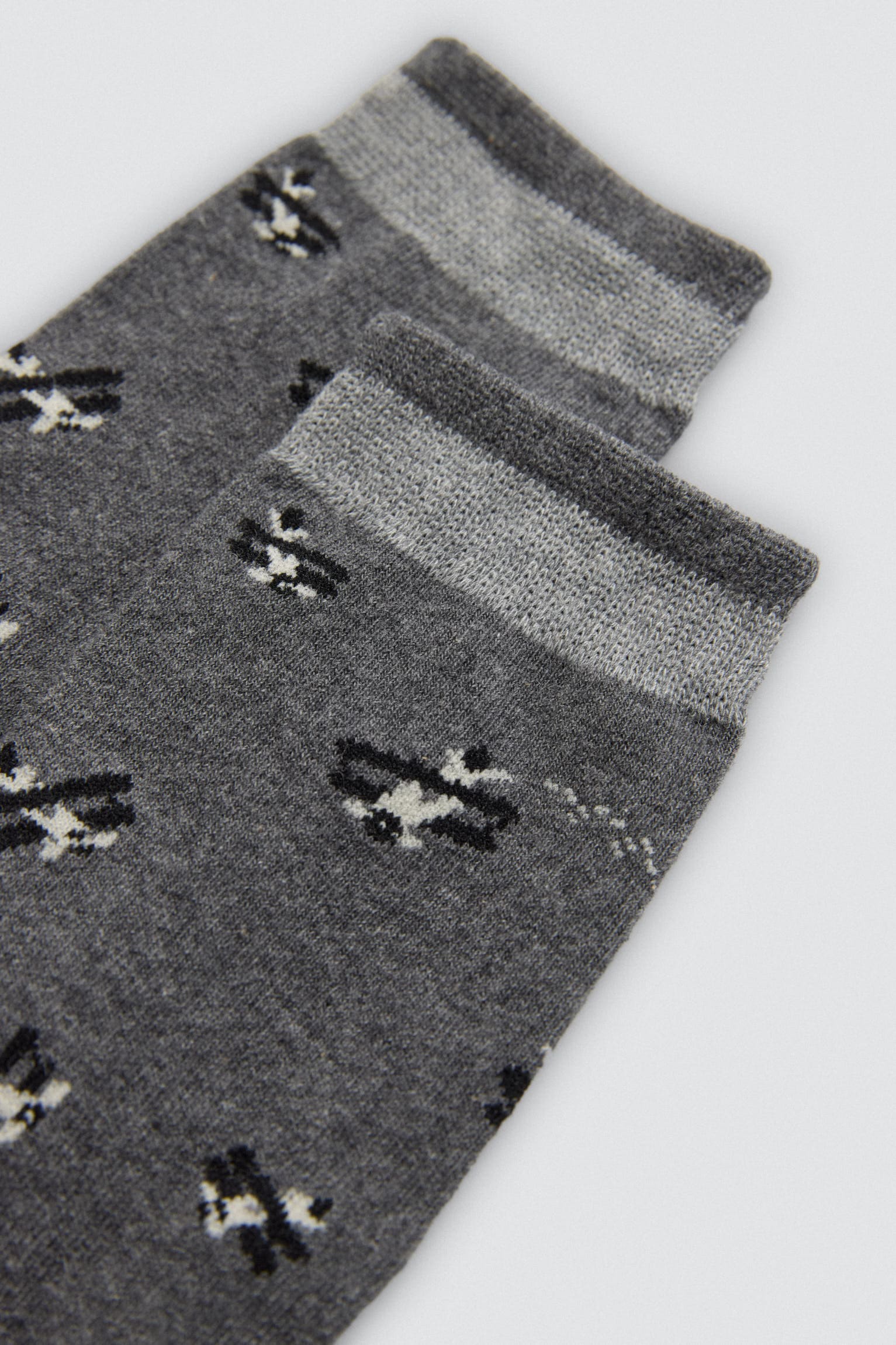 22939-9-pack-4-calcetines-altos-estampados