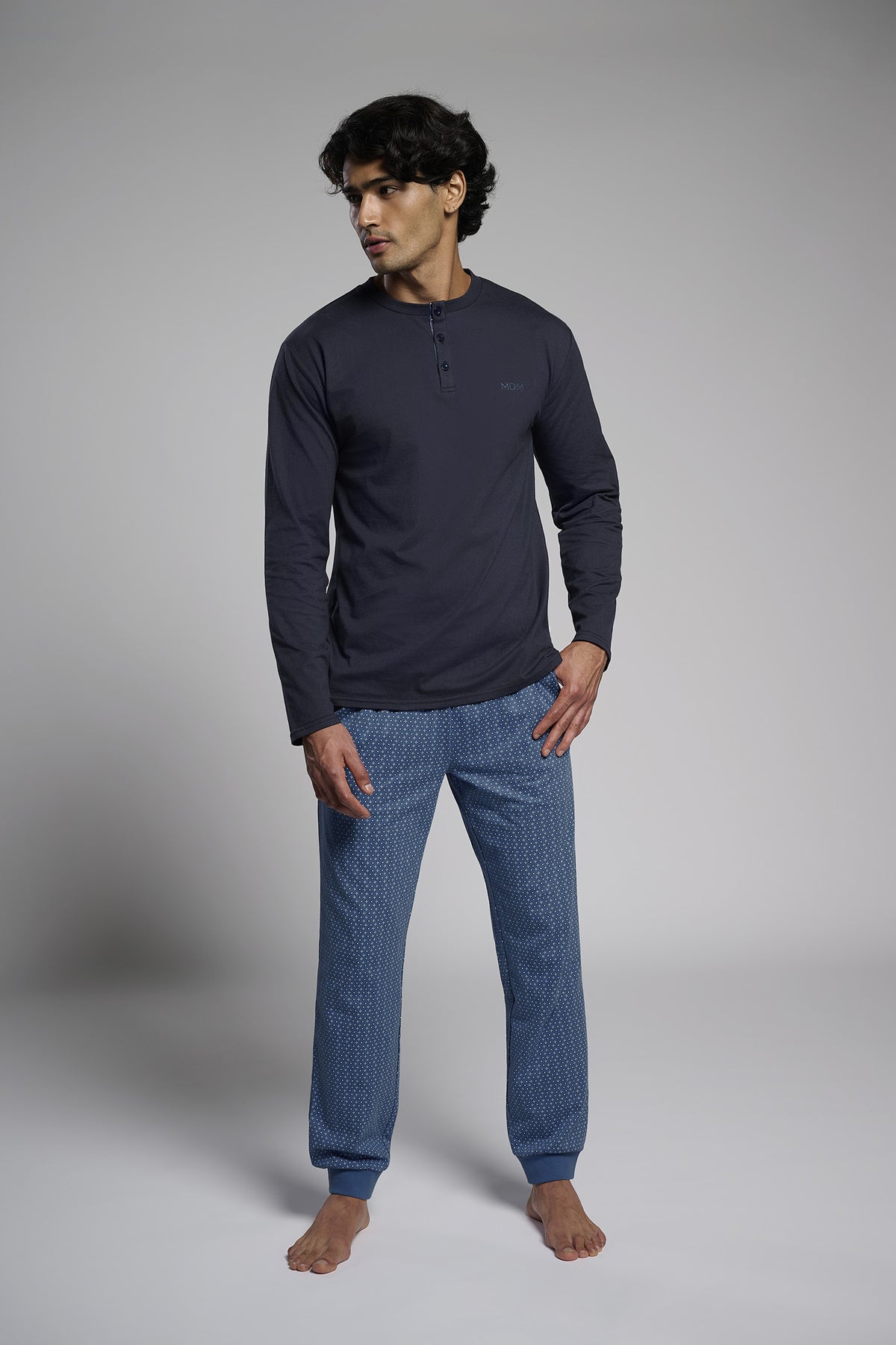 Pigiama lungo camisero uomo cotone cuello panadero stampa