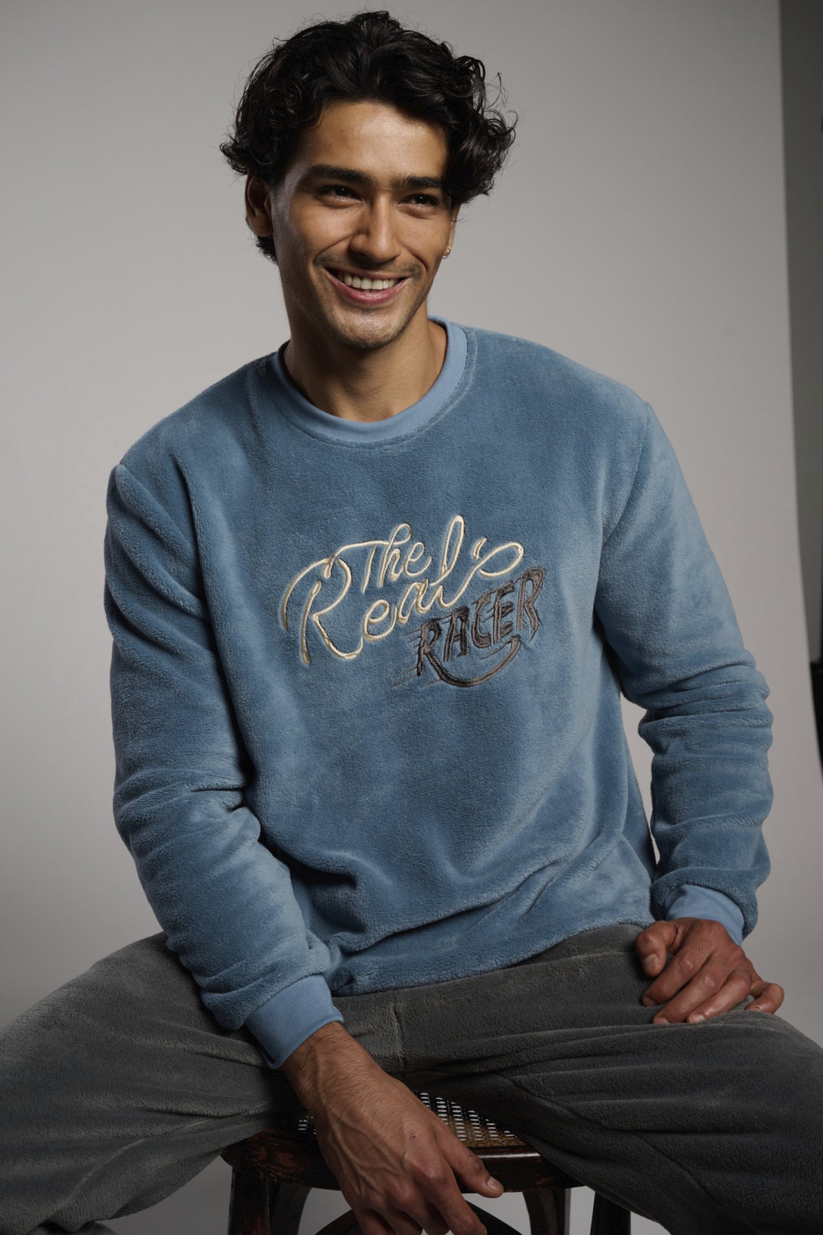 Pijama largo uomo polar coralina azul y gris The Real Racer