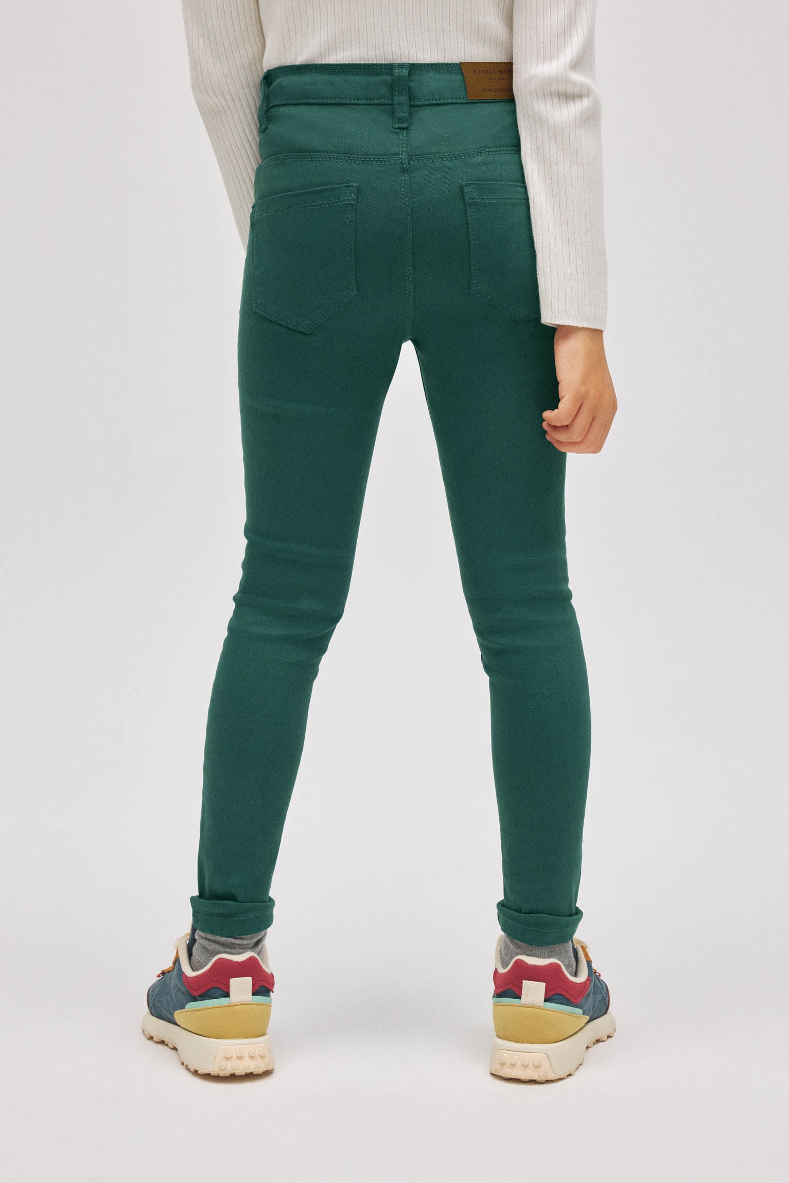 33254-3-pantalones-nina-vaqueros-anchos-verde-botella-ysabel-mora