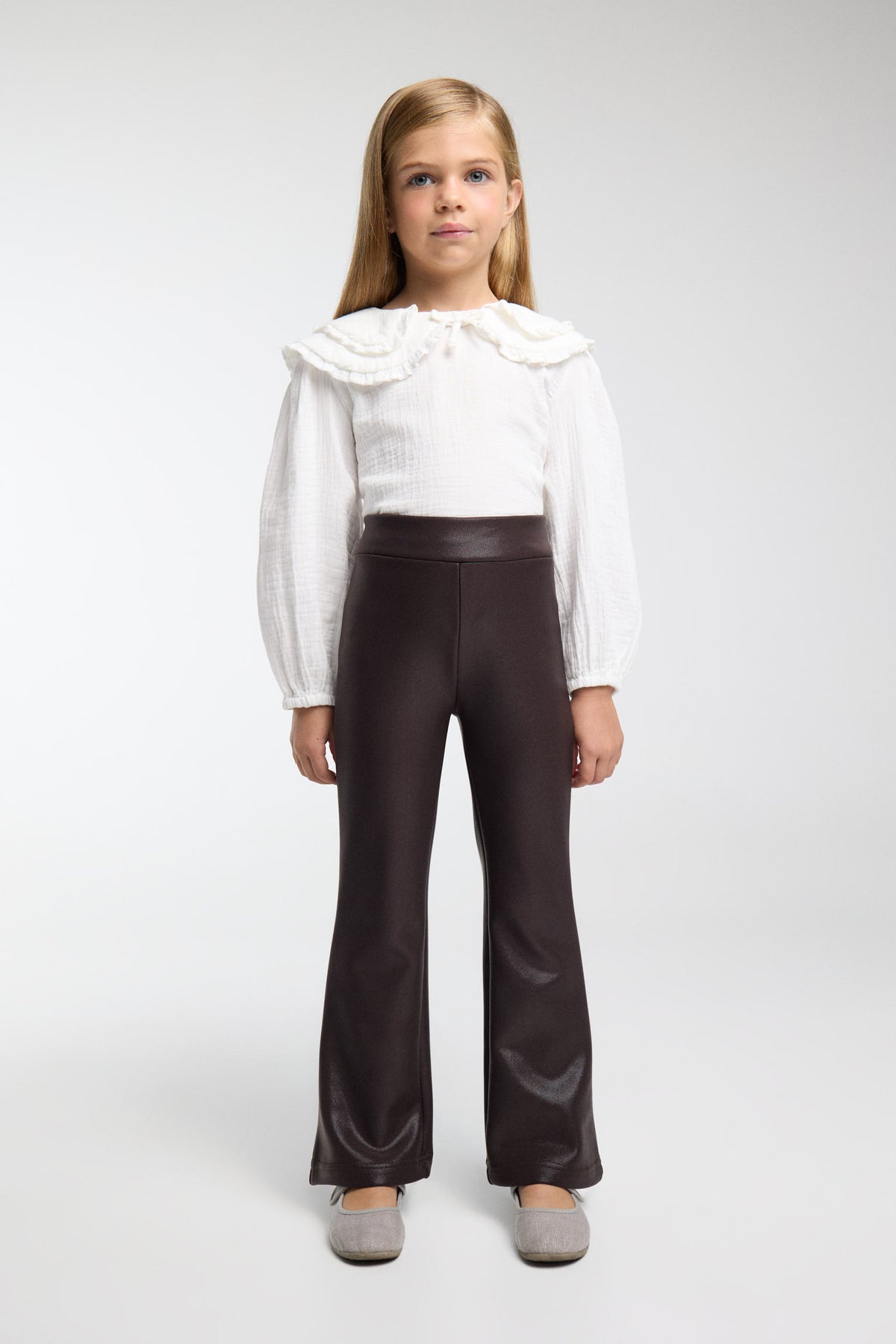 TÉRMICO Pantalón afelpado bambina efecto piel flare chocolate