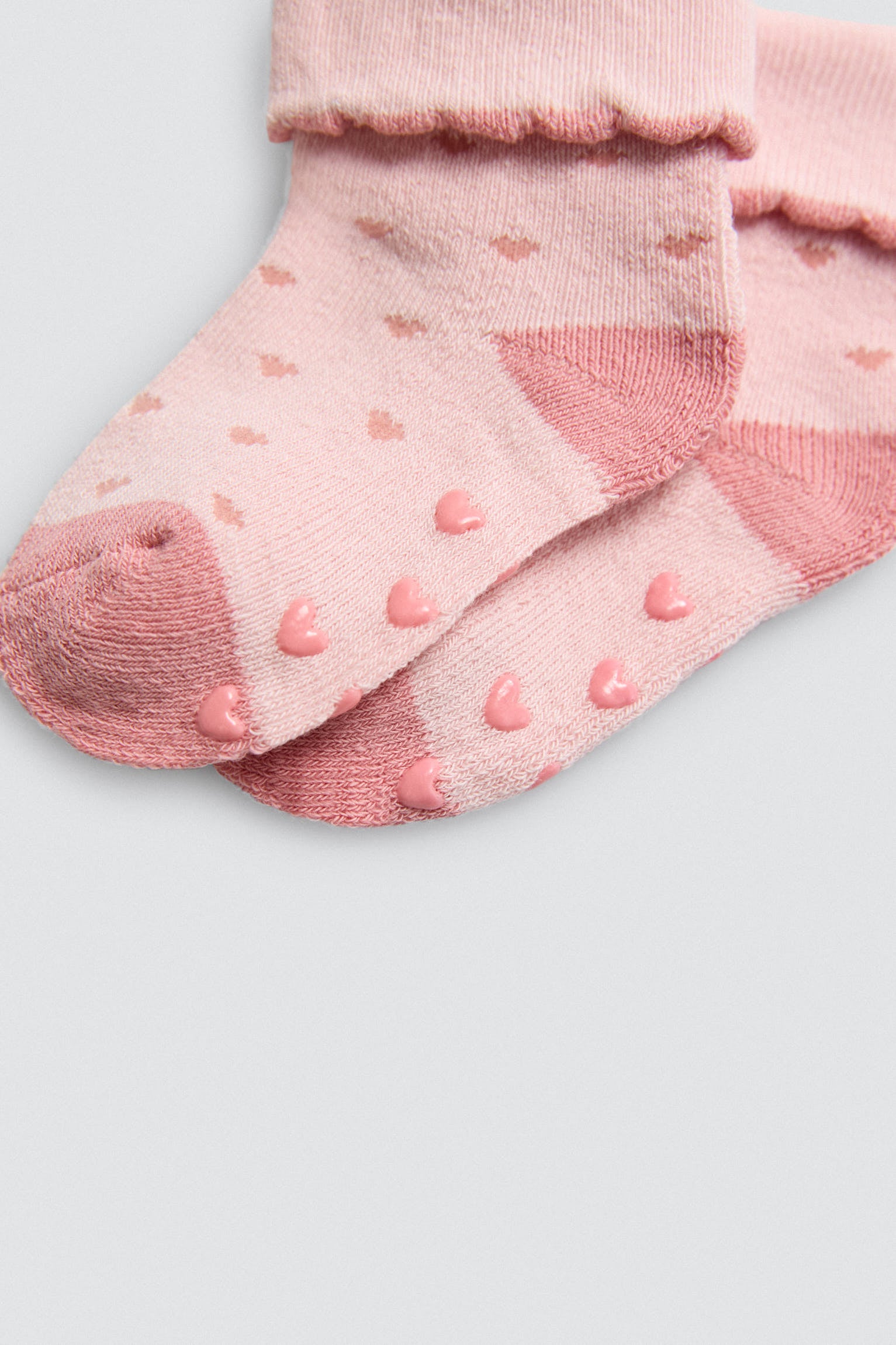 52866KIT-9-pack-calcetines-termicos-antideslizantes-bebe-ysabel-mora