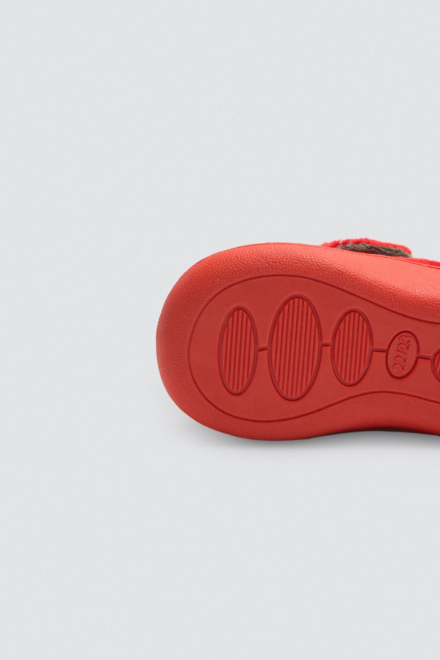 54042-5-zapatillas-casa-bebe-navidad-ysabel-mora