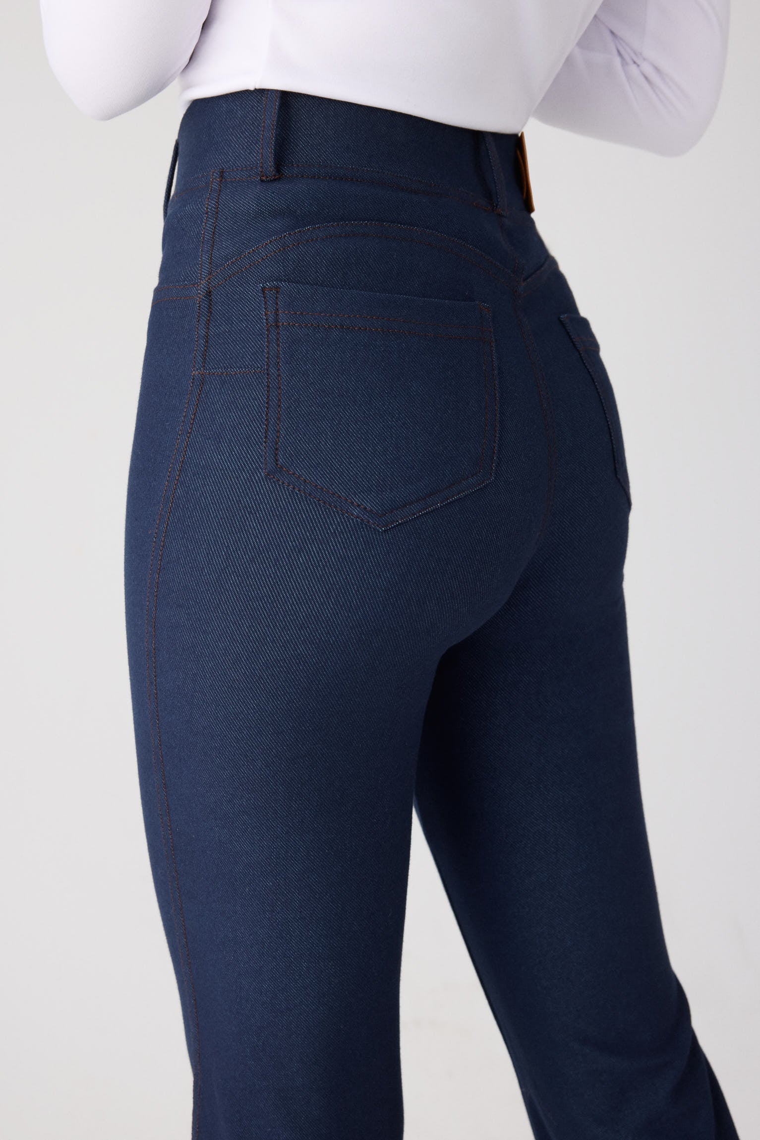 70479-marino-jeans-leggings-mujer-vaqueros-acampanados-efecto-push-up