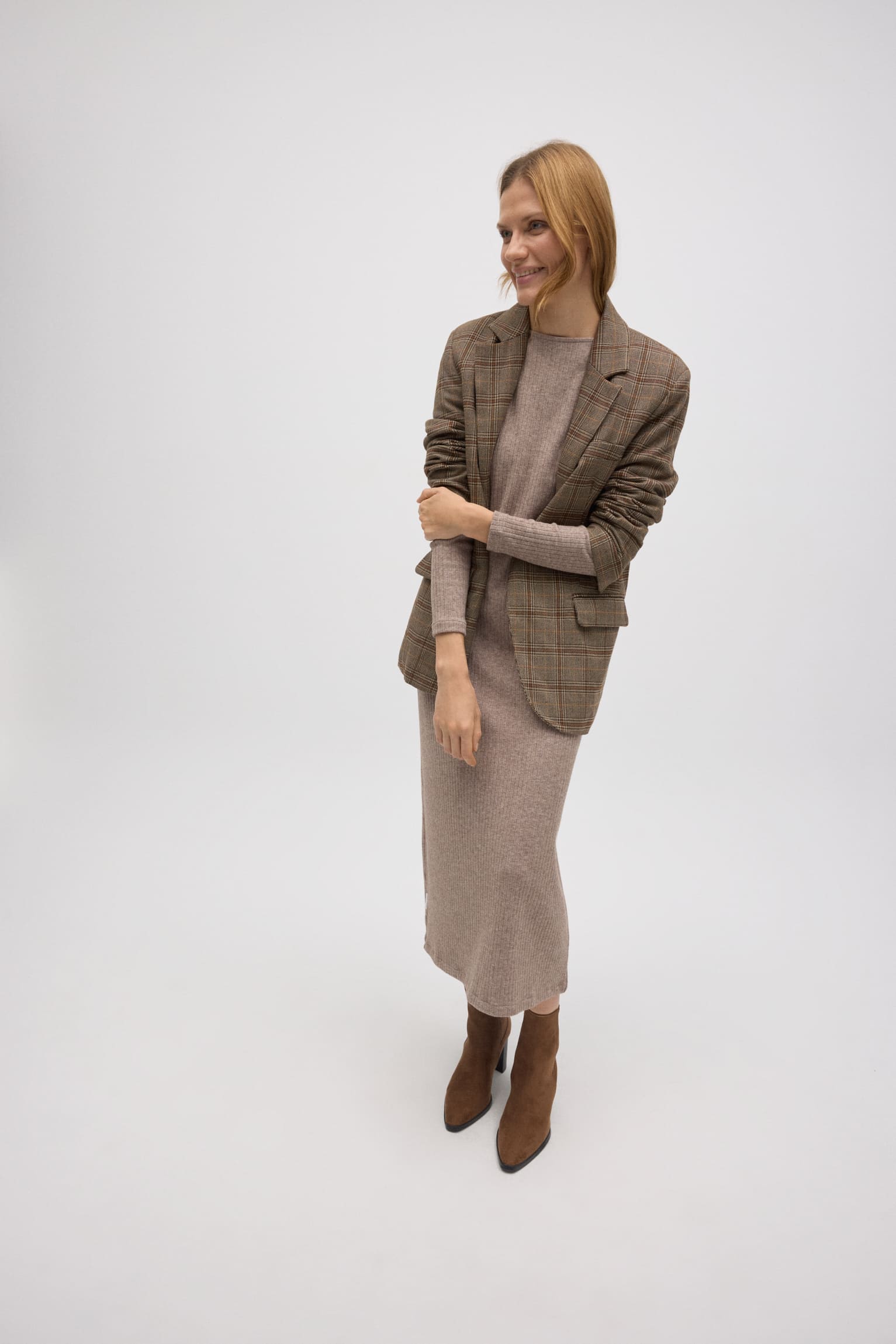 70681-2-vestido-largo-punto-canale-marron
