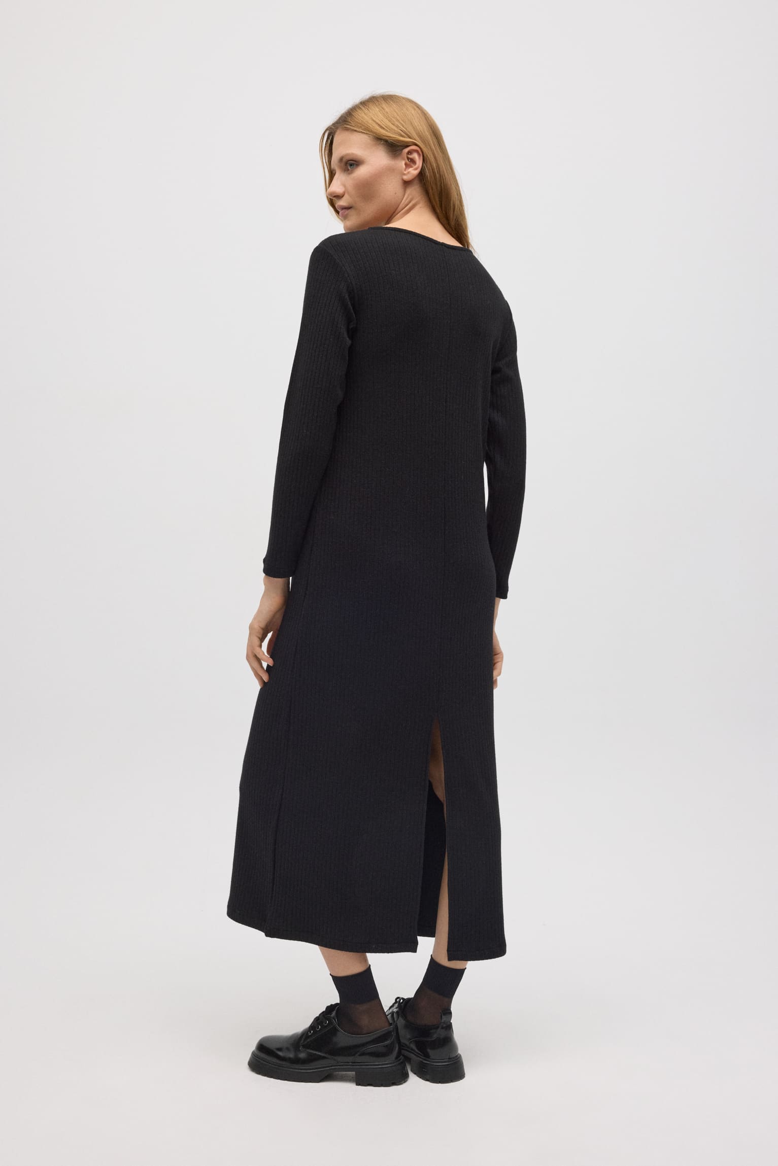 70681-3-vestido-largo-punto-canale-negro