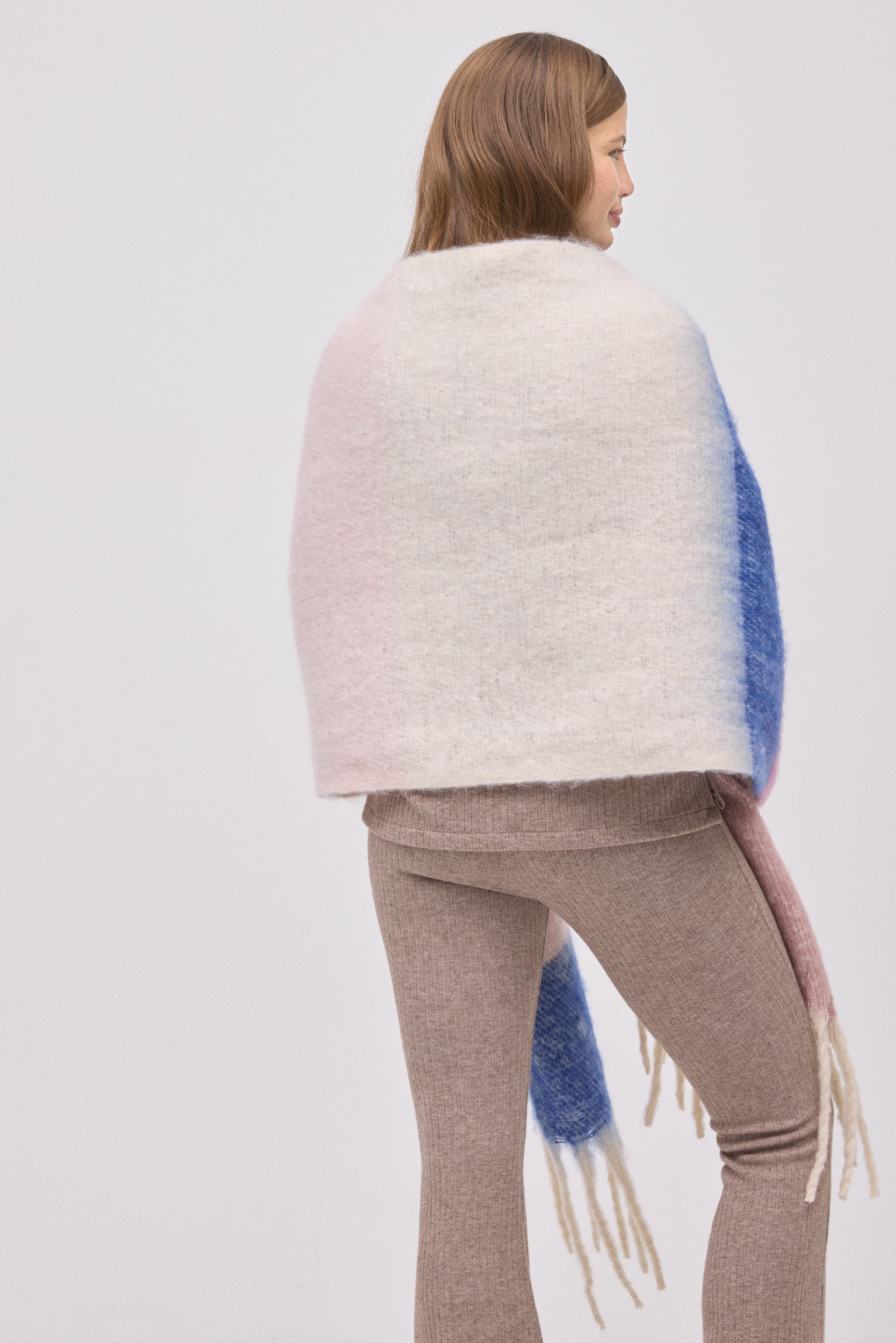 70701-6-bufanda-rayas-rosa