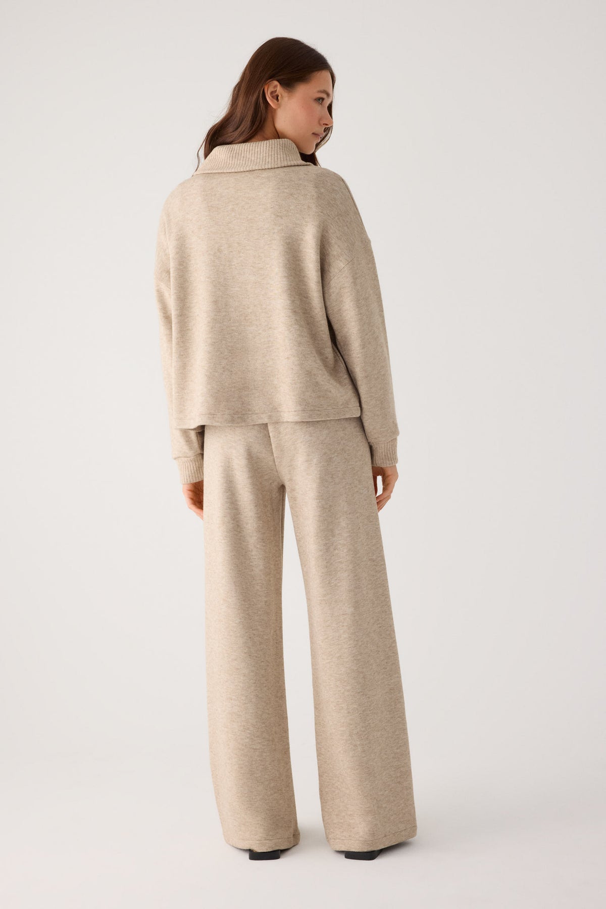70724-melange-beige-jersey-comodo-calido-cuello-pico-cremallera-beige