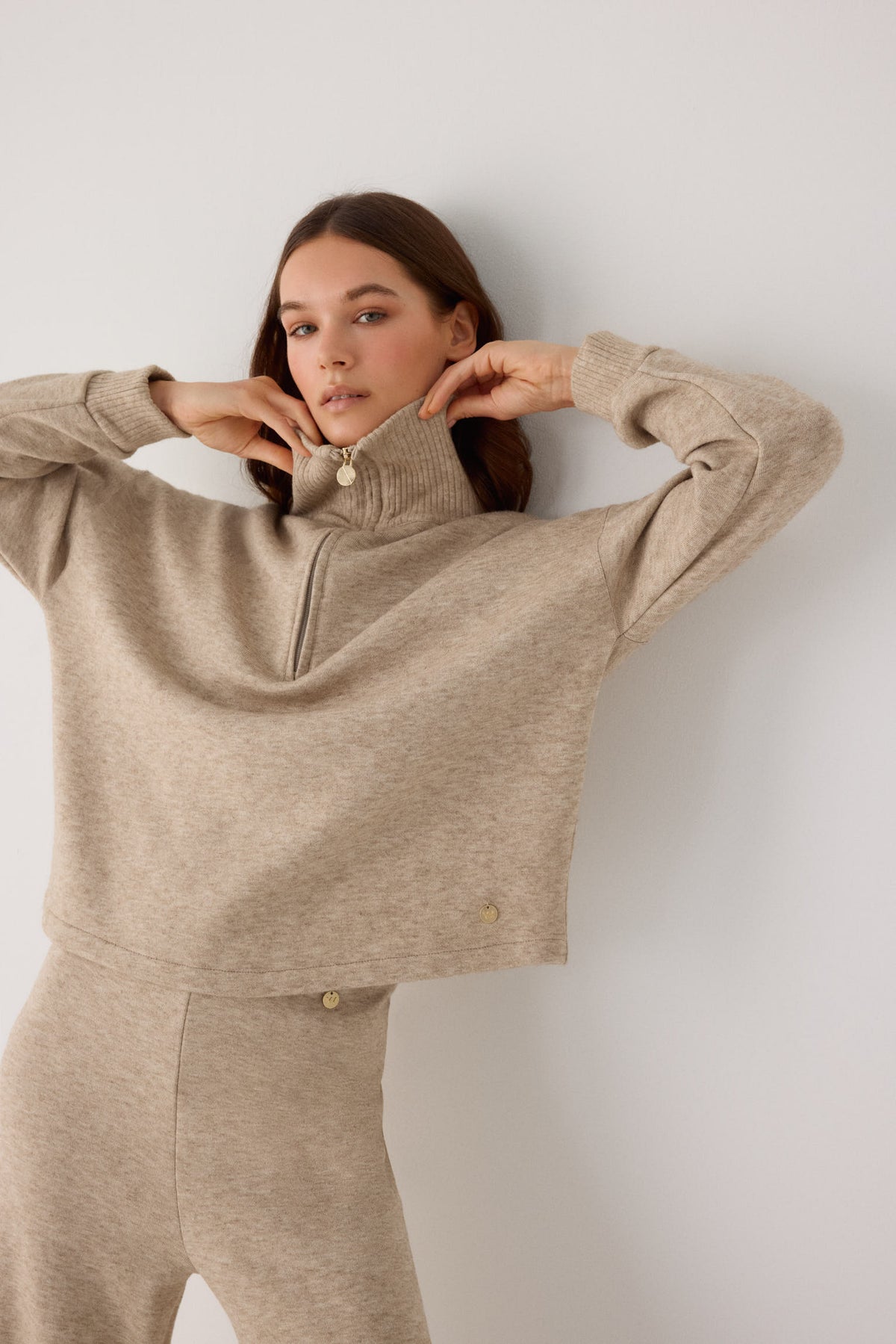70724-melange-beige-jersey-comodo-calido-cuello-pico-cremallera-beige