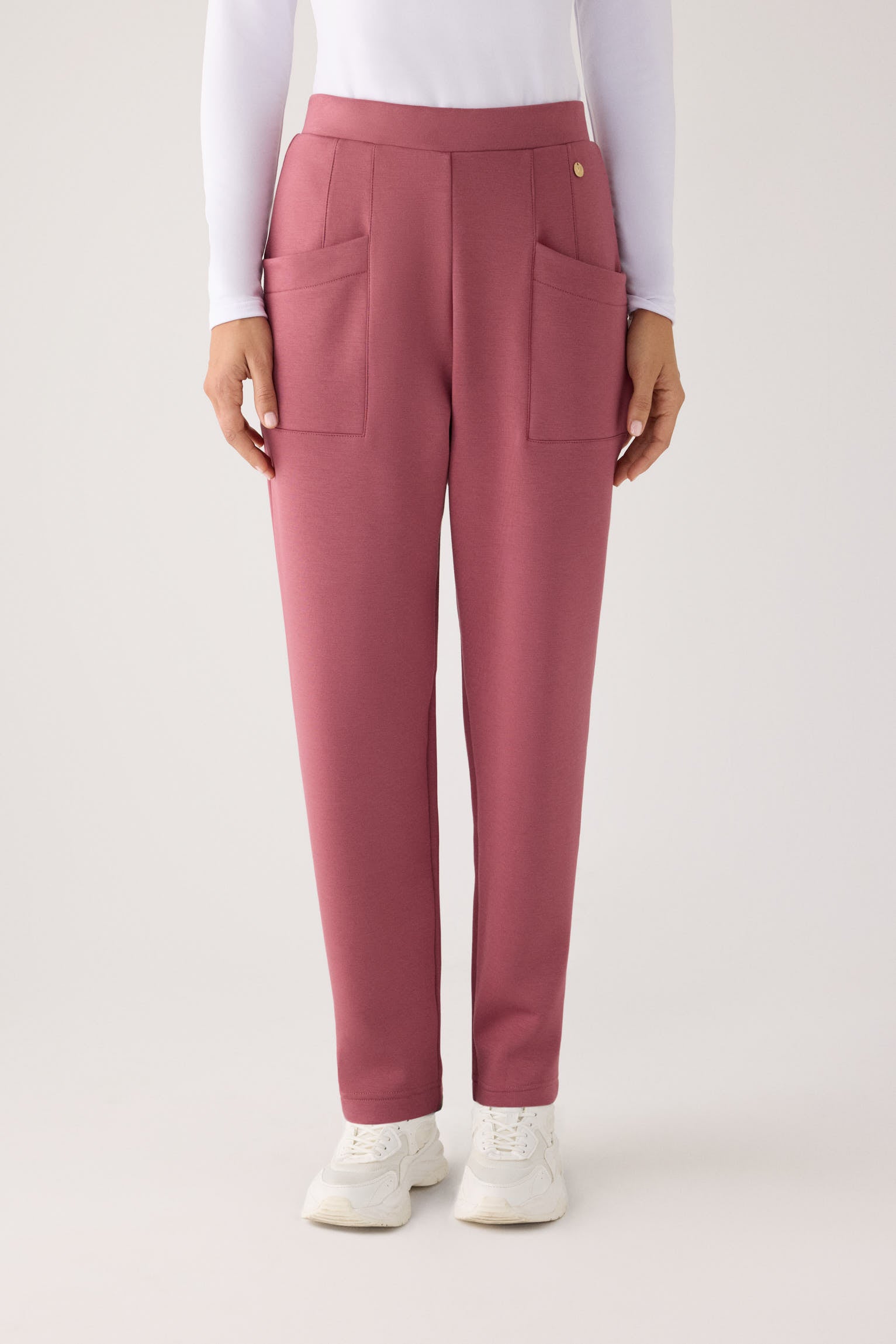 70744-nocturne-rose-pantalones-comodos-slim-afelpados-tiro-alto-bolsillos-rosa
