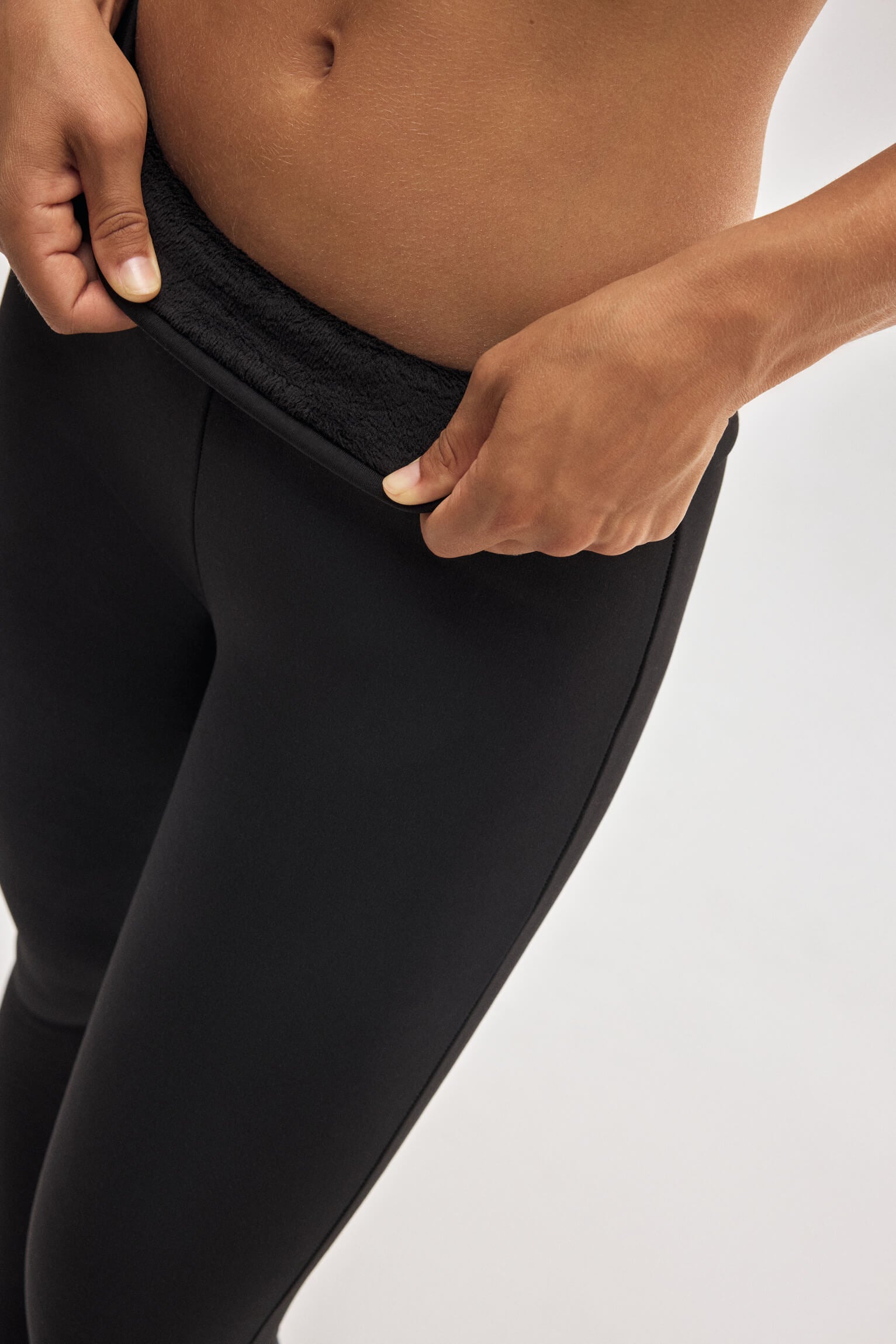 70915-4-leggings-termicos-deportivos-afelpado-polar-negro