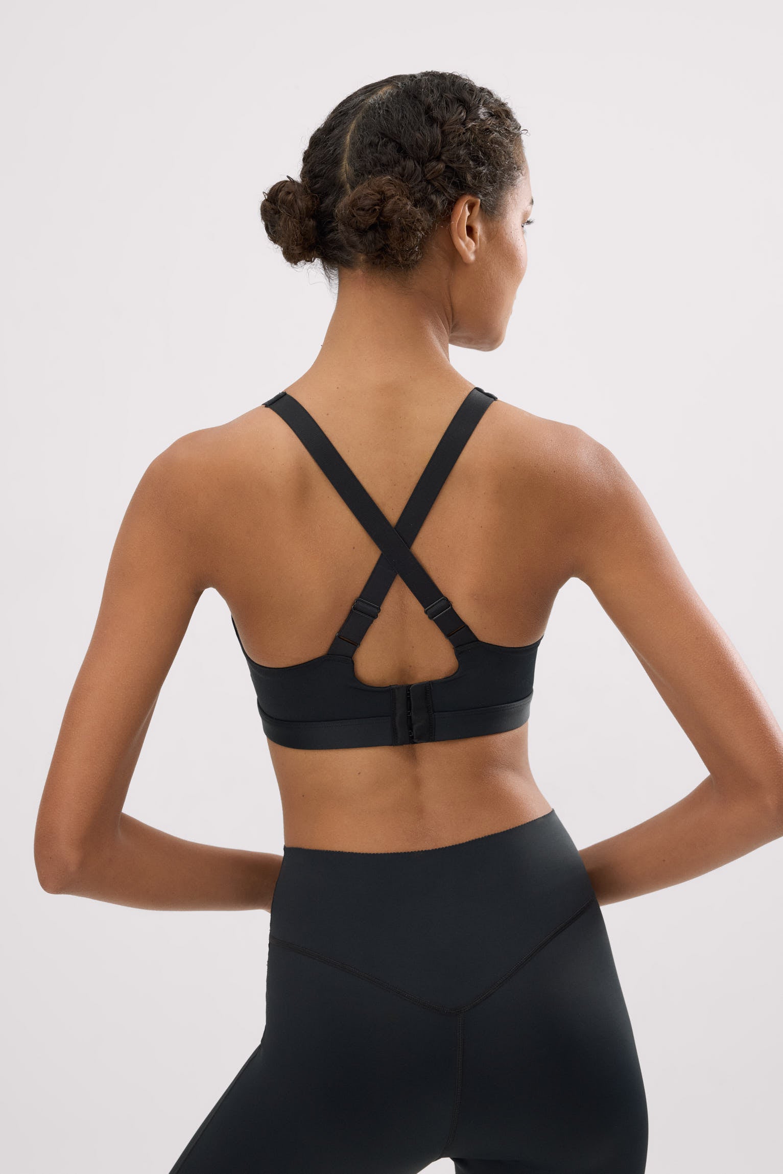 Reggiseno sportivo compressivo ad alto impatto con spalline regolabili in nero