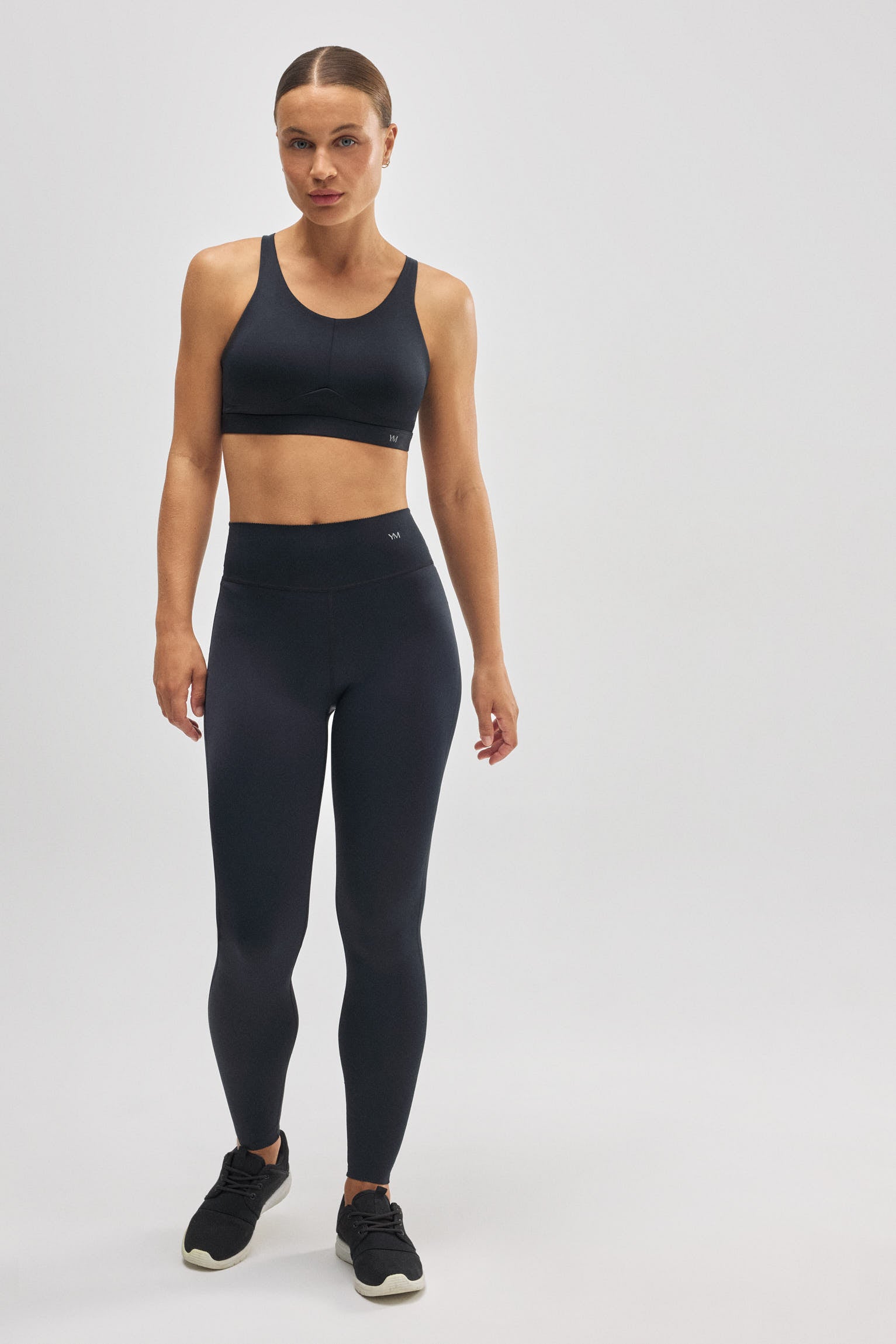 70925-2-leggings-deportivos-efecto-vientre-plano-negro