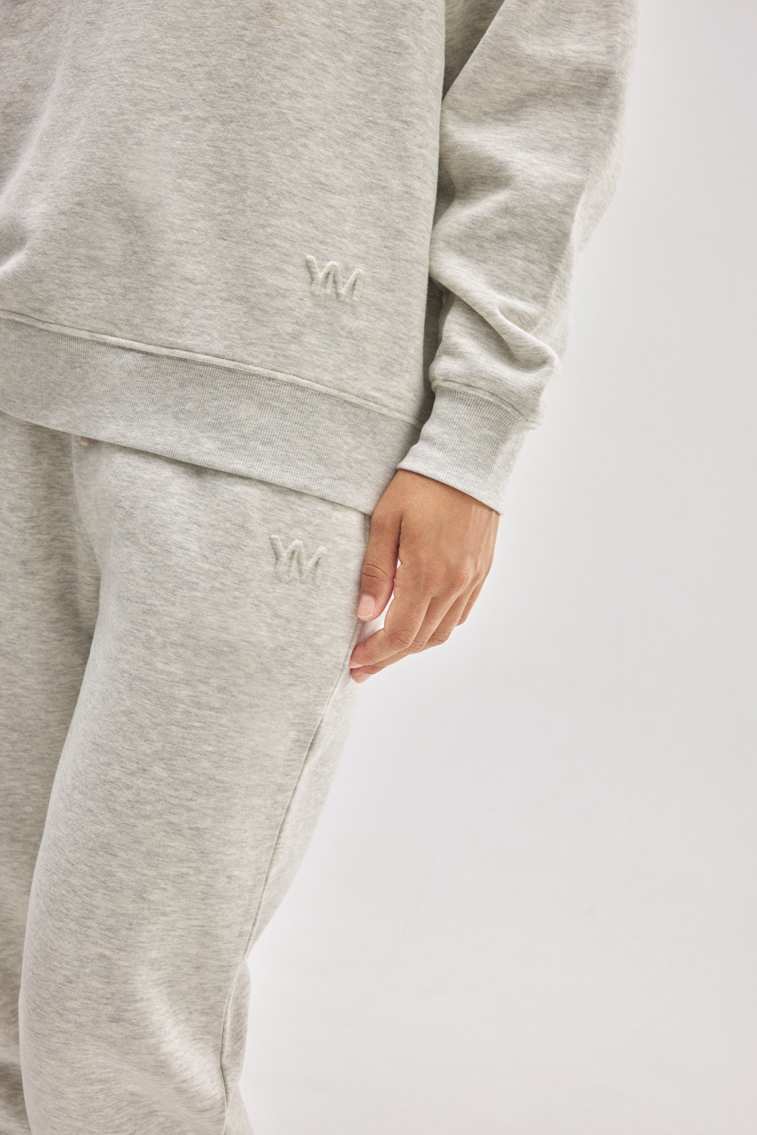 70941-4-sudadera-cuello-redondo-con-interior-afelpado-gris