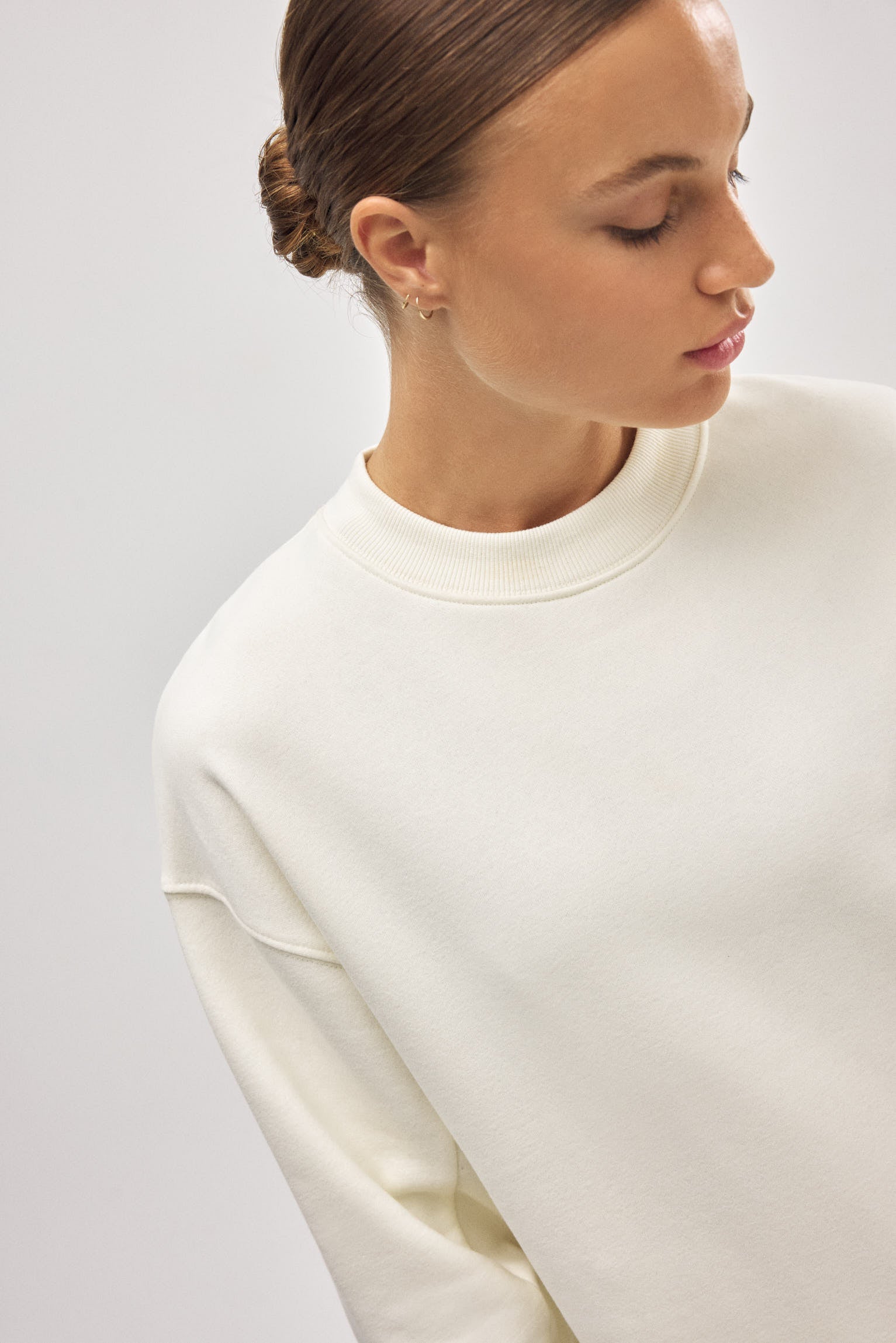 70941-4-sudadera-cuello-redondo-con-interior-afelpado-marfil