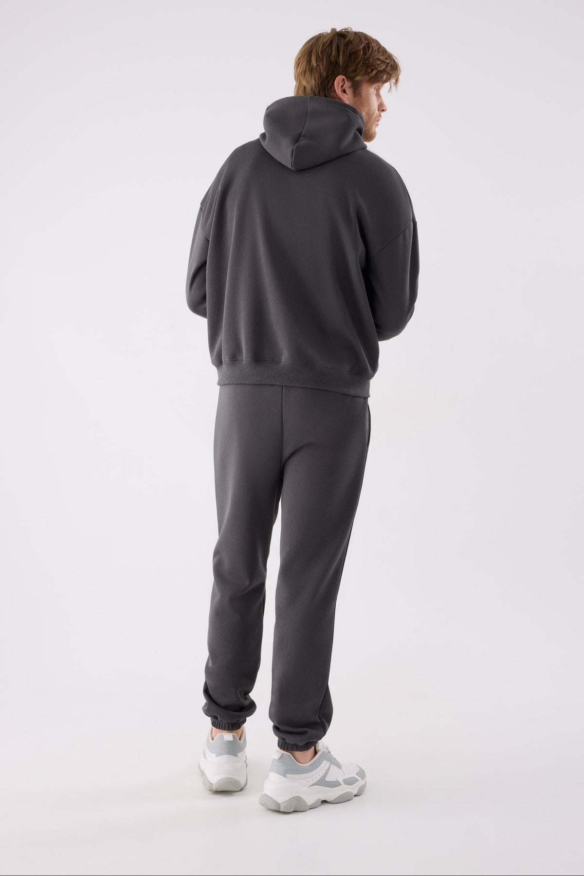 Sudadera sportiva uomo afelpada con capucha gris marengo