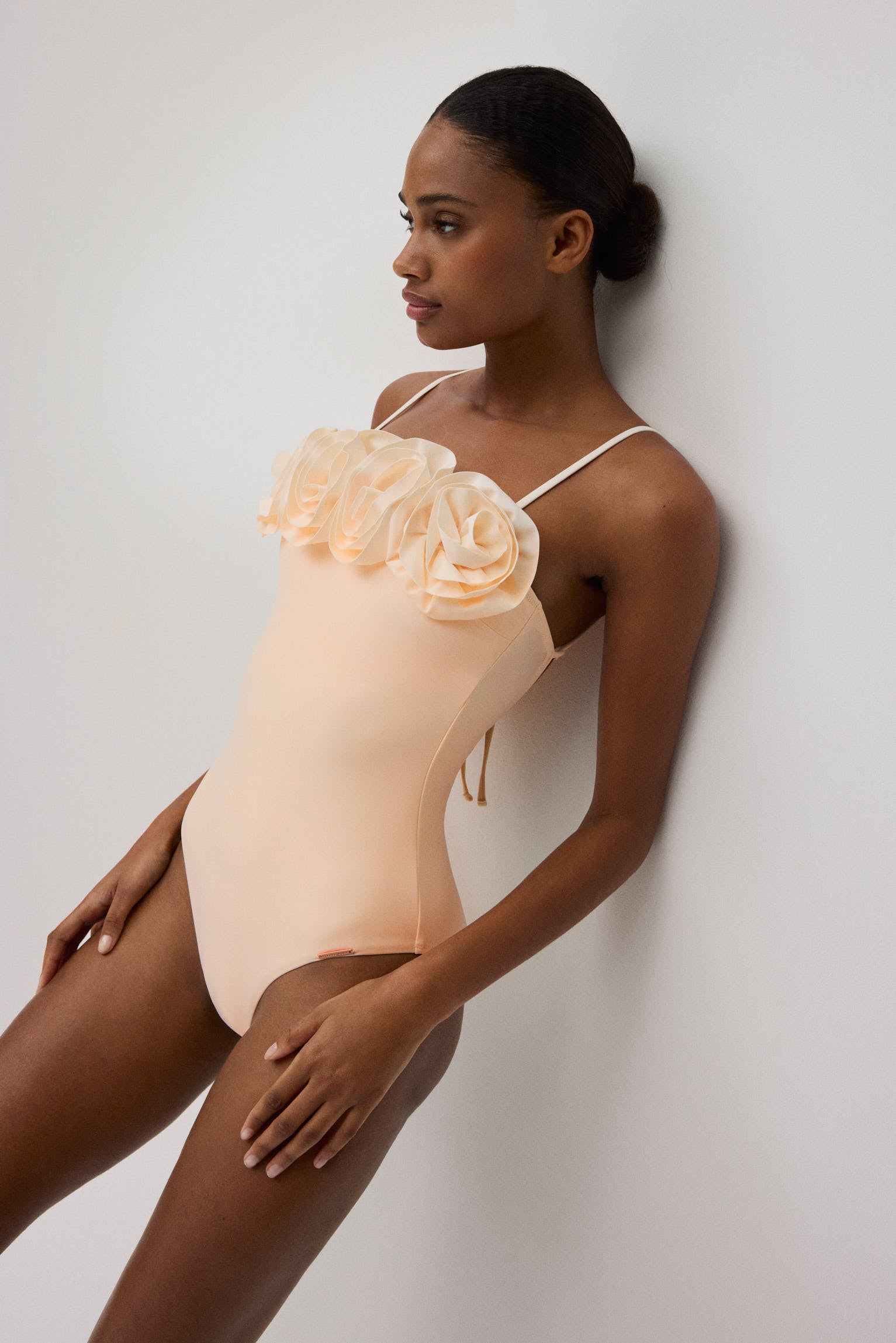 82820-3-banador-flores-mujer-ysabel-mora-marfil