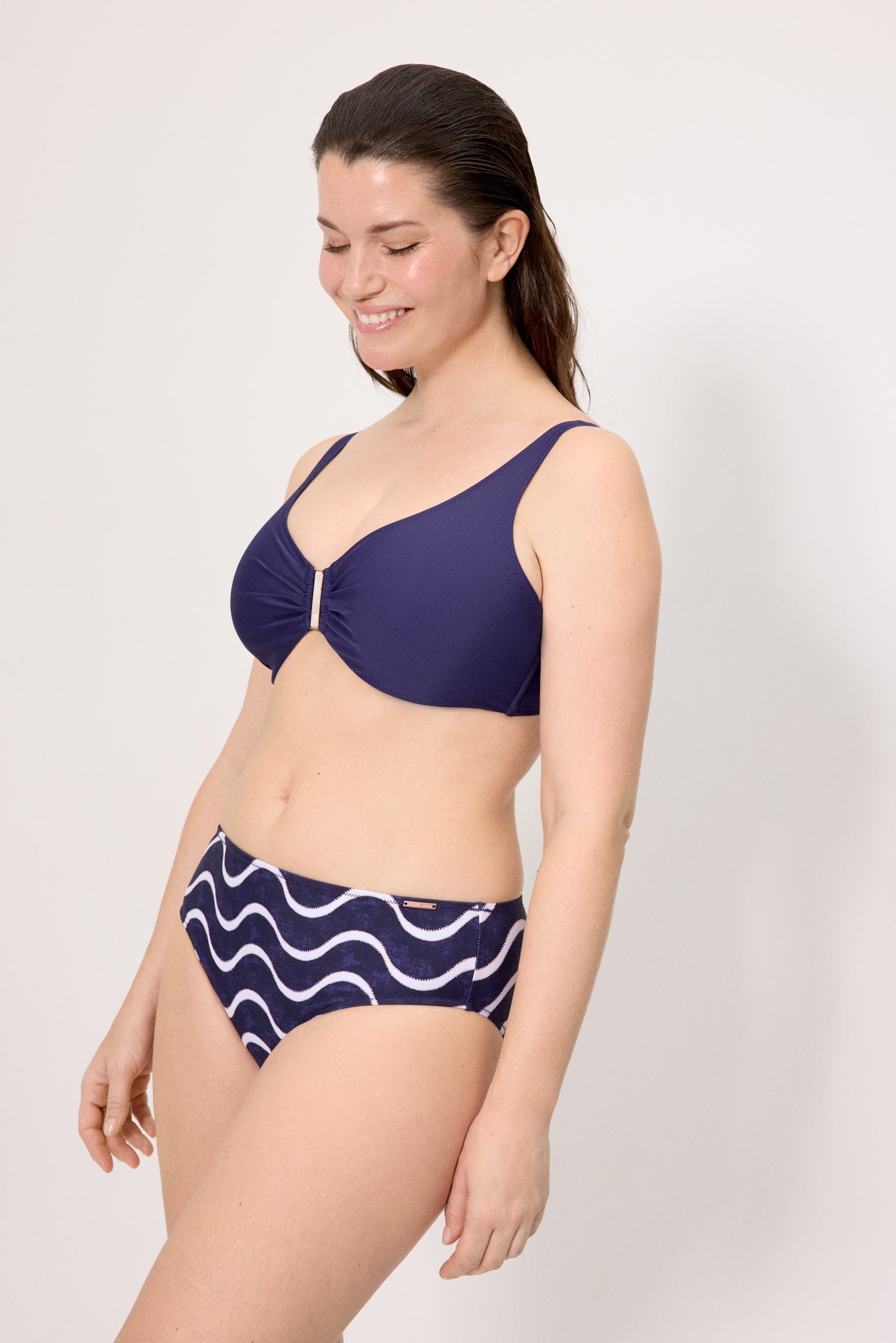 83228-navy-blue-top-bikini-mujer-reductor-marino-detalle-broche-copa-d--ysabel-mora