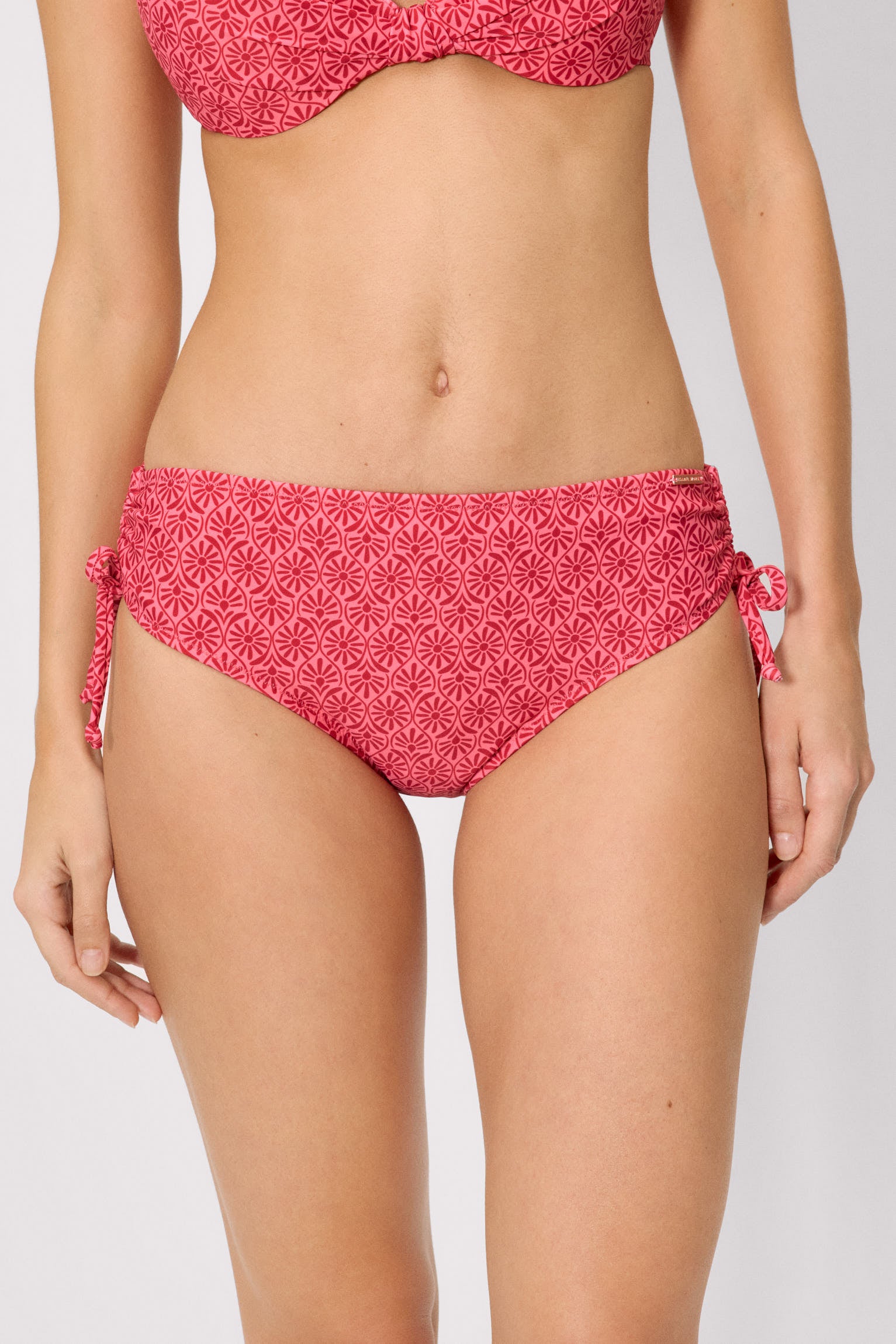 83454-único-braga-bikini-mujer-moldeadora-midi-flores-rosay-rojo-mujer-ysabel-mora