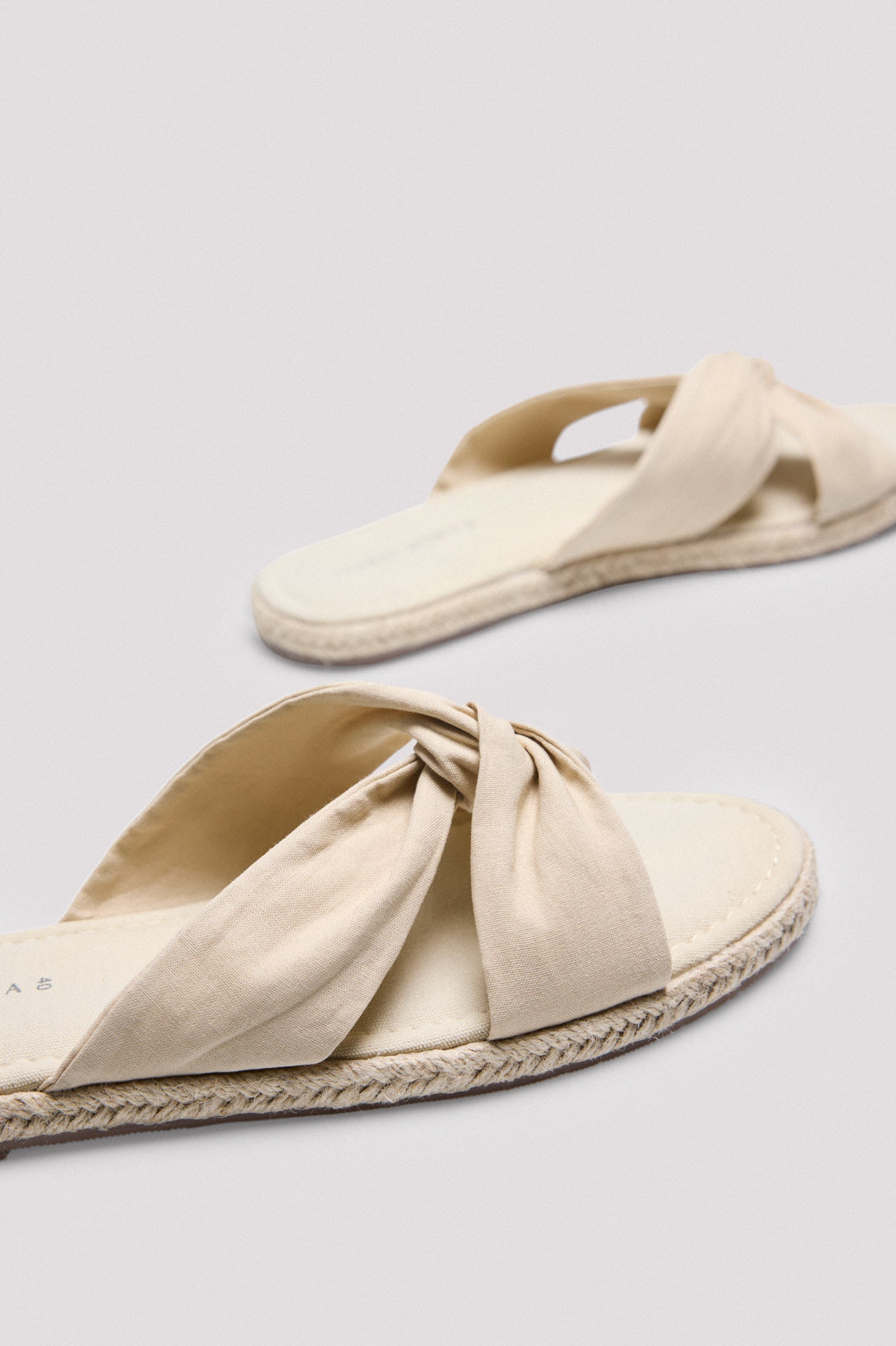 86197-6-sandalias-verano-mujer-ysabel-mora-beige