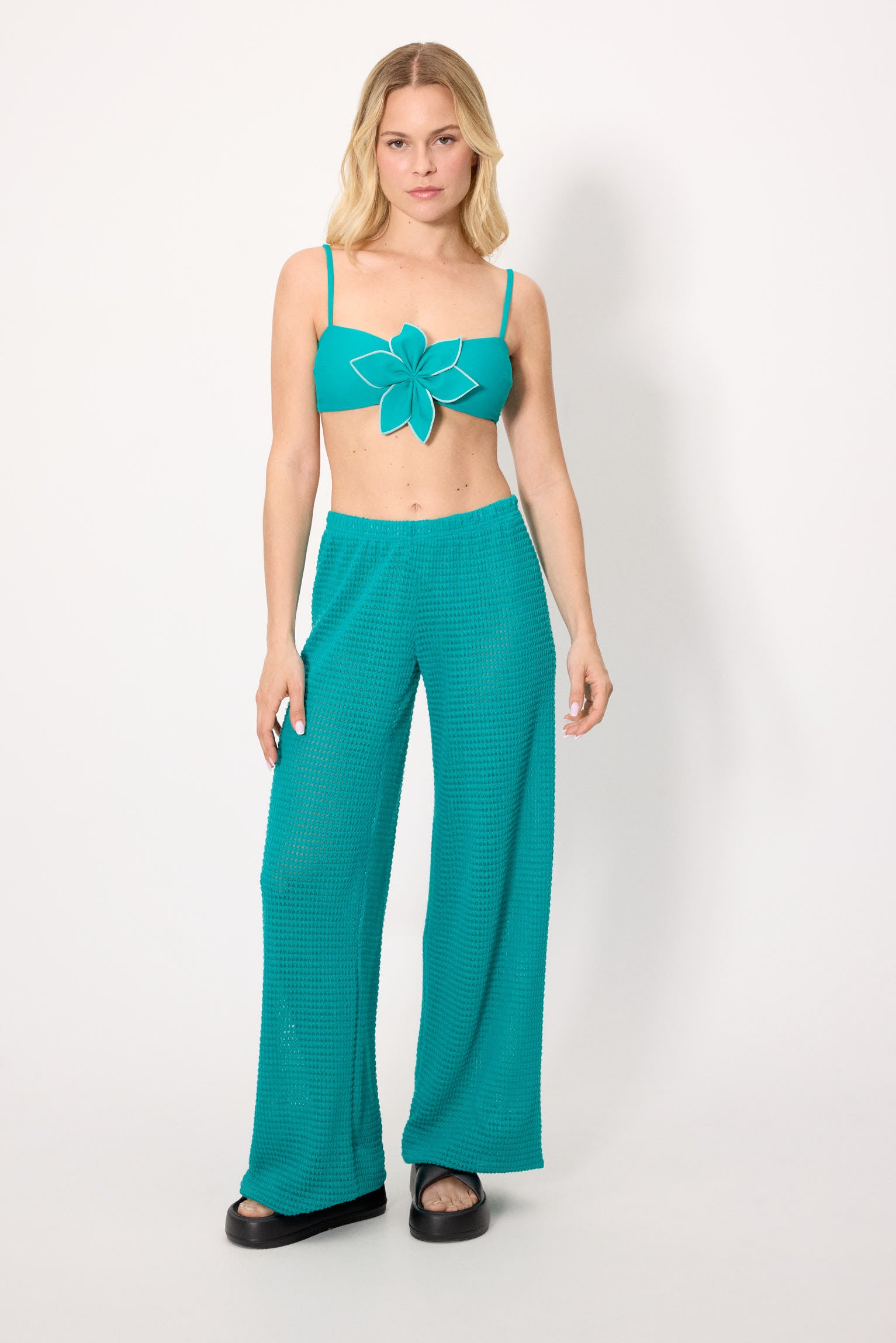 86269-pantalon-largo-calado-turquesa