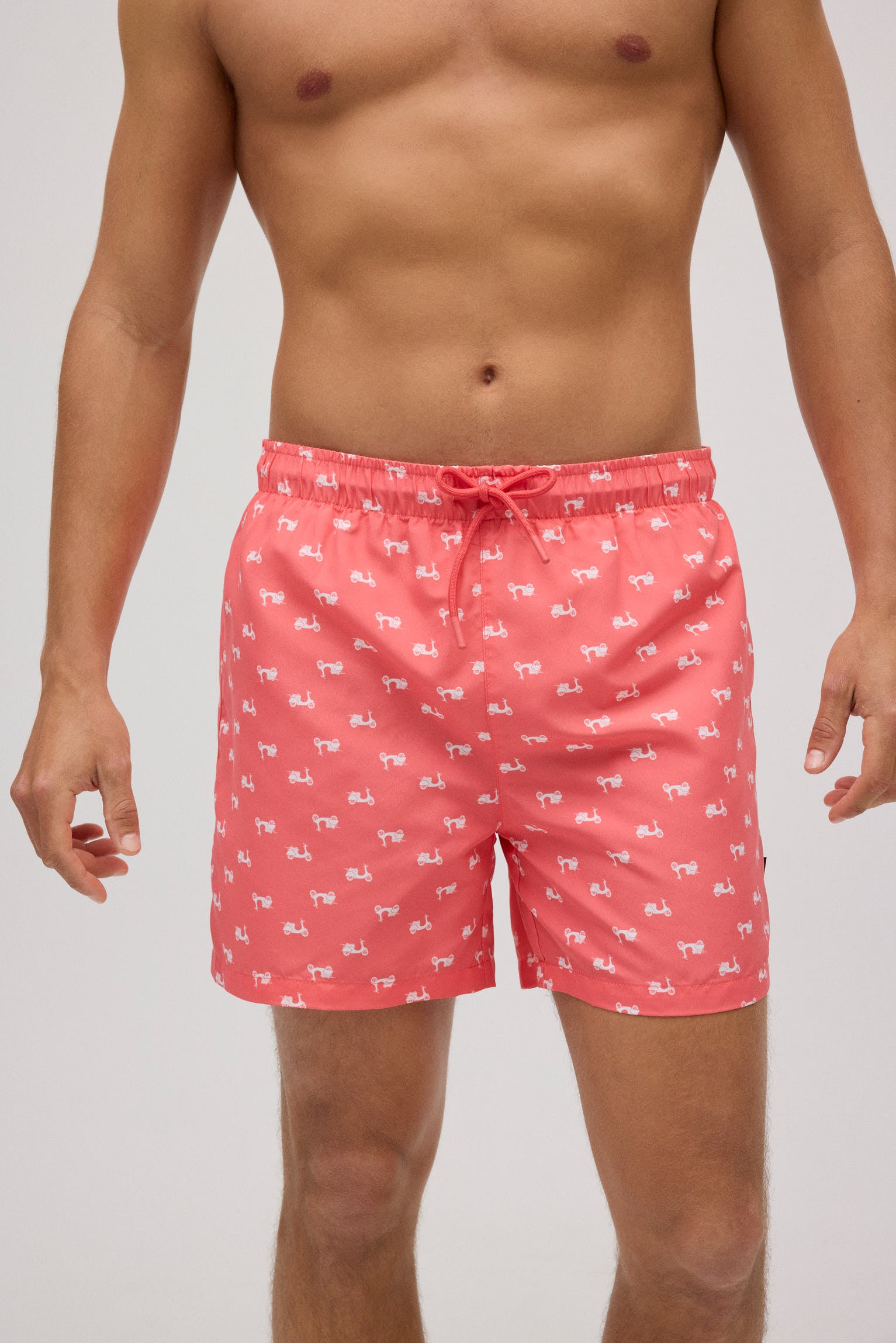 90376-banador-hombre-medio-estampado-vespas-coral-003