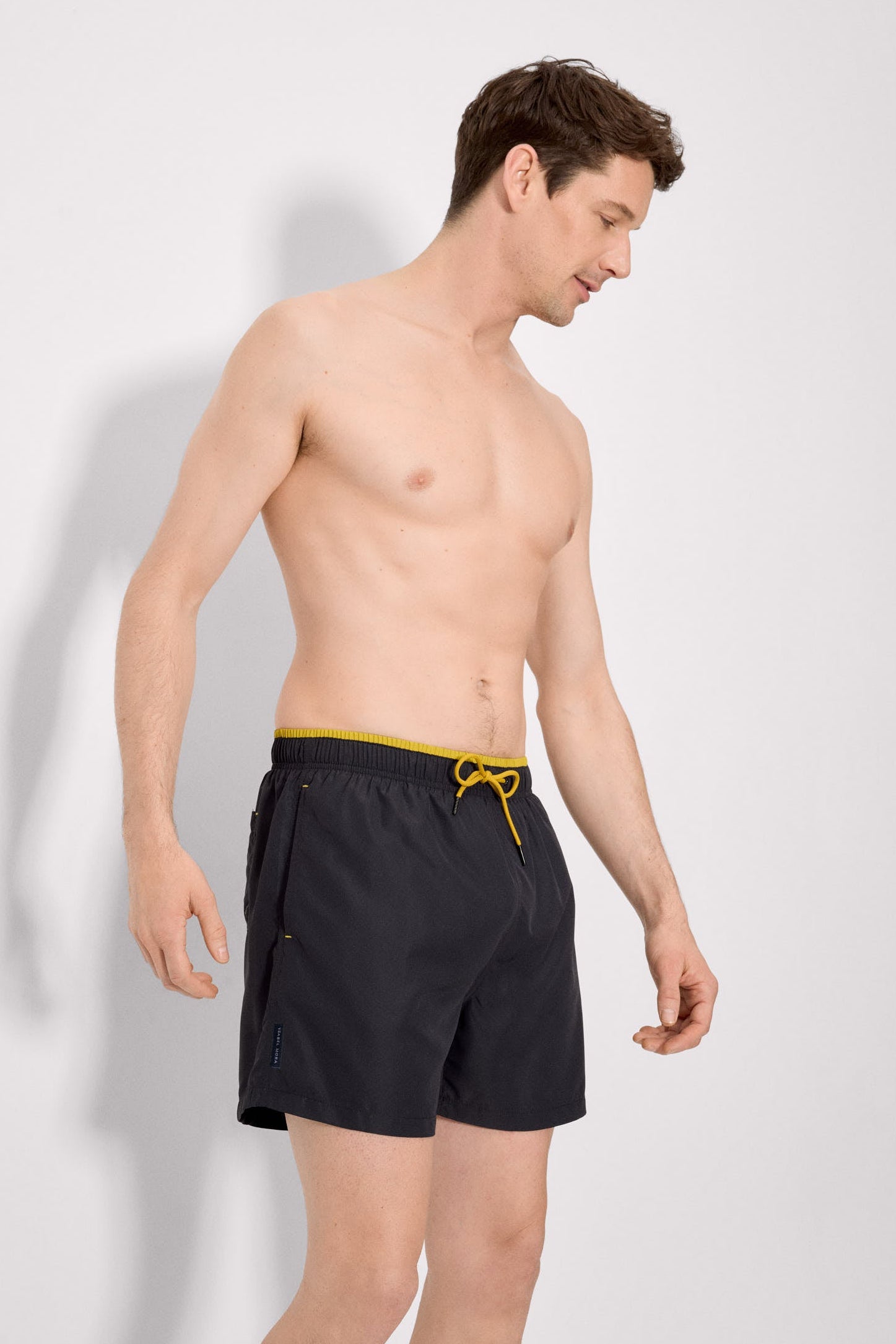 Costume da bagno intero con dettaglio in vita, nero