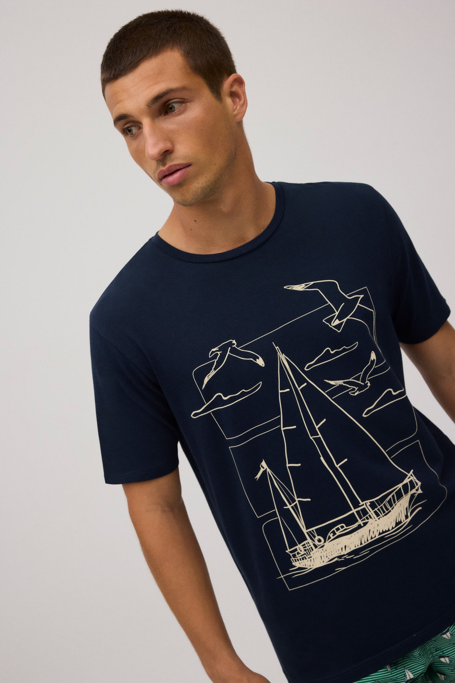 90509-camiseta-manga-corta-estampada-barco-030