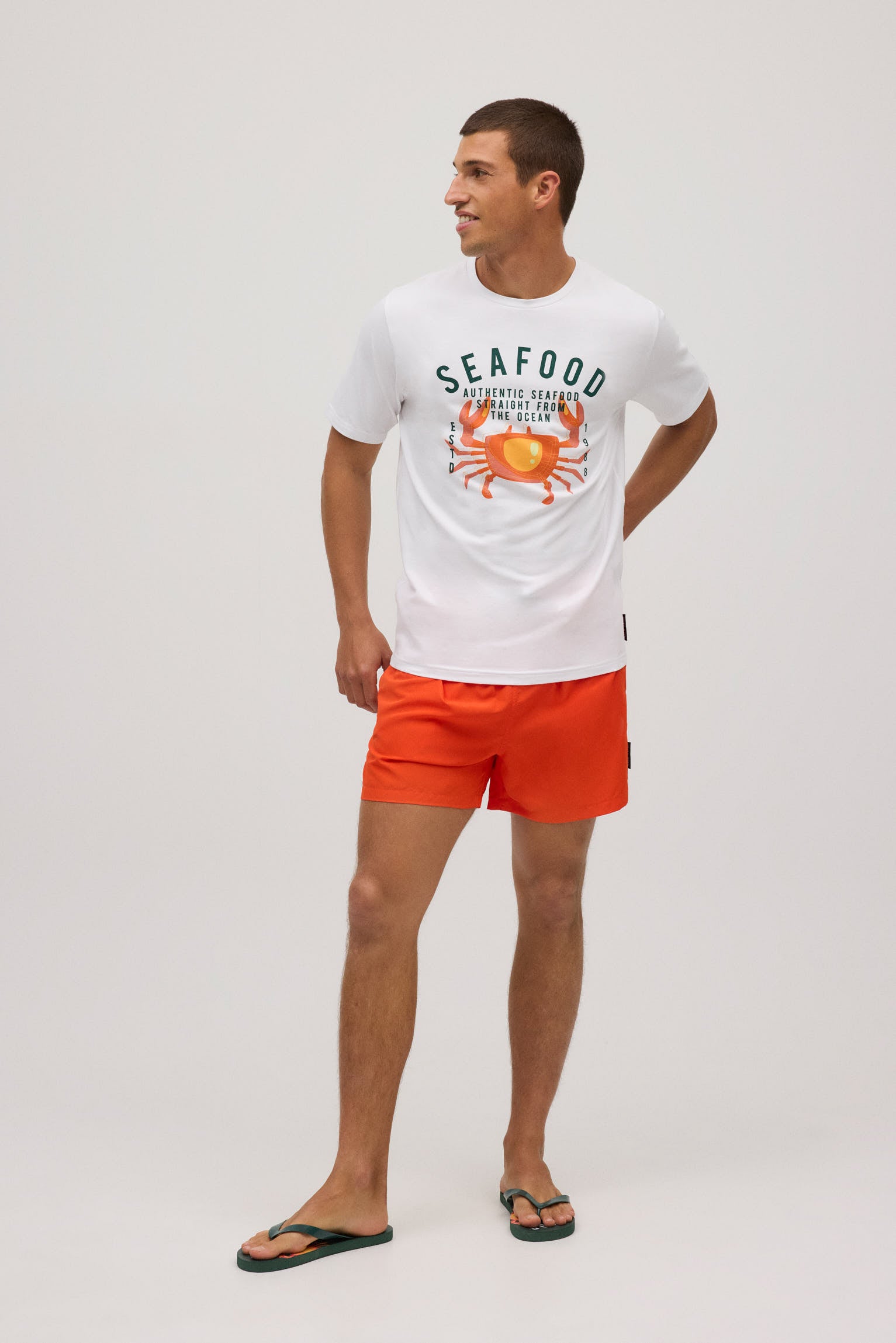 90510-camiseta-manga-corta-estampada-seafood-040