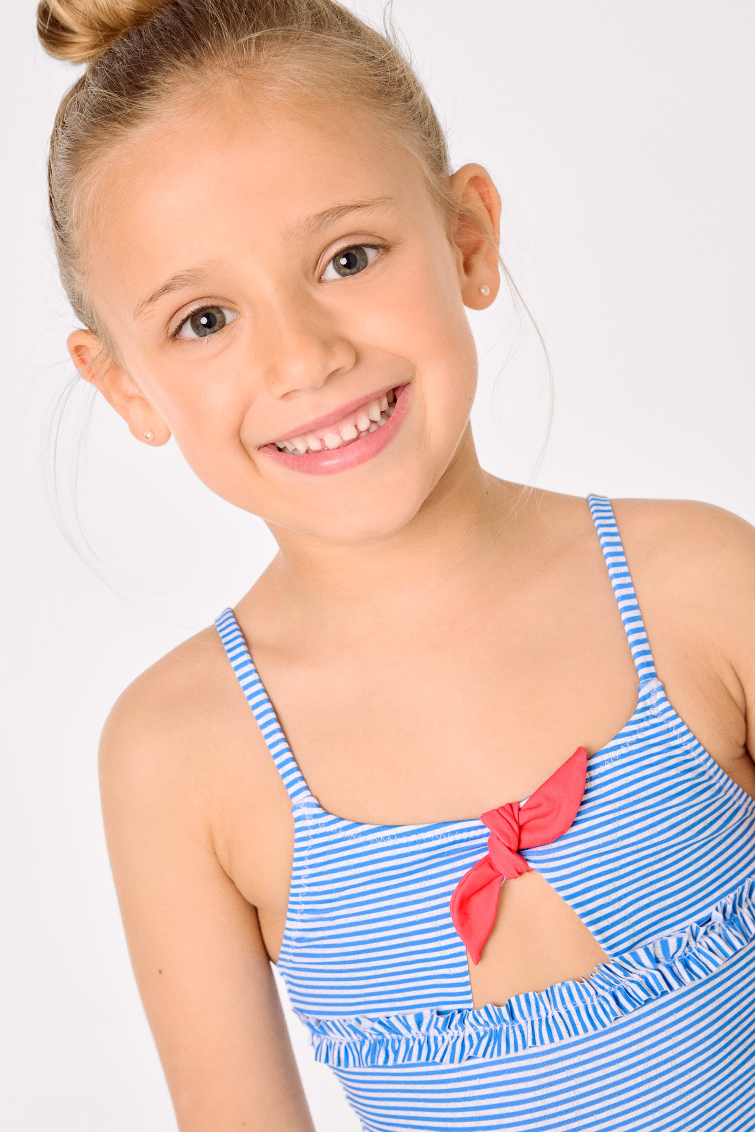 Costume da bagno da bambina con fiocco e volant, stampa a righe