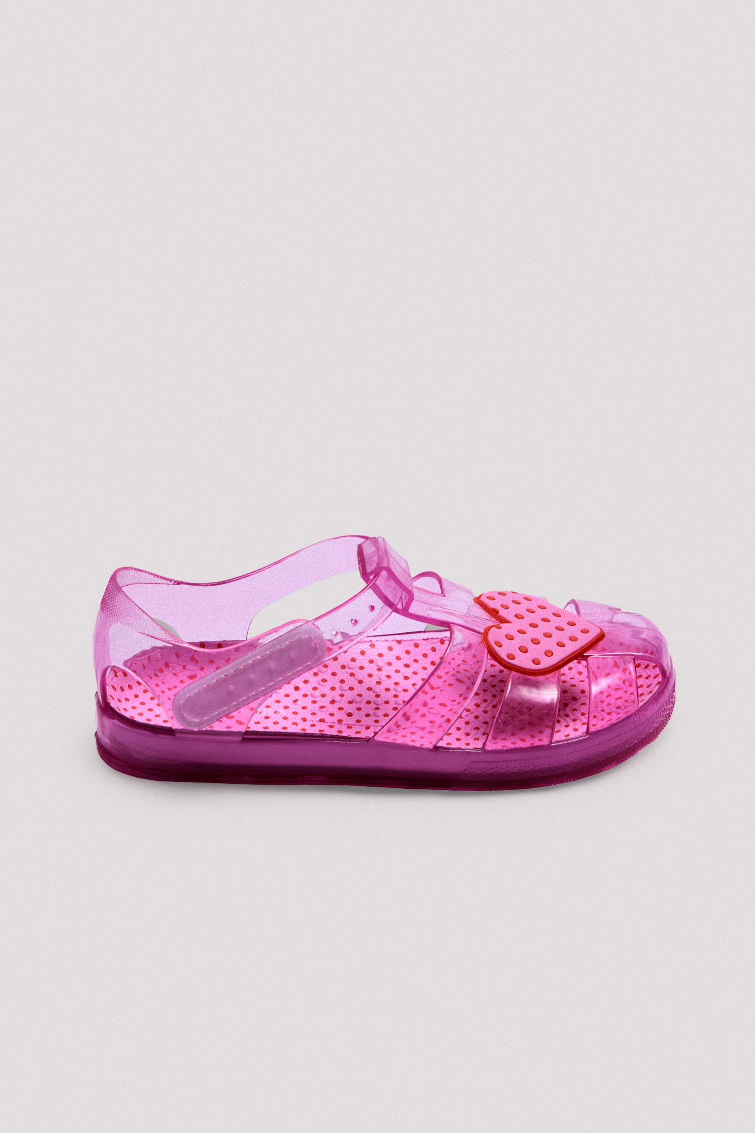 95545-1-cangrejeras-de-playa-nina-detalle-corazon