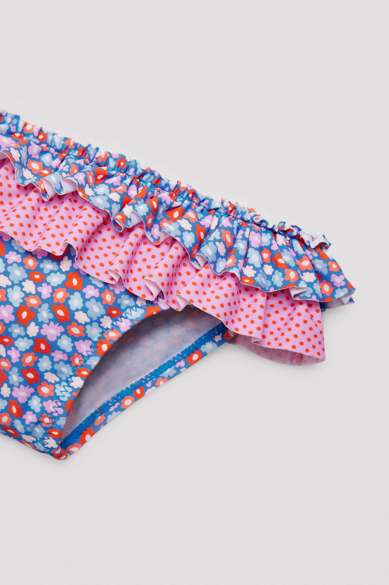 97050-2-culetin-estampado-volantes-nina-ysabel-mora-multicolor