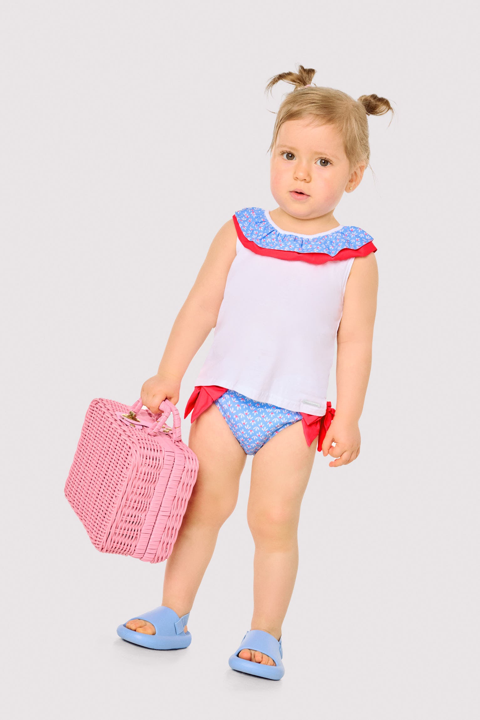 Set per neonato: maglietta e pantaloncini con volant e fiocco, stampa floreale