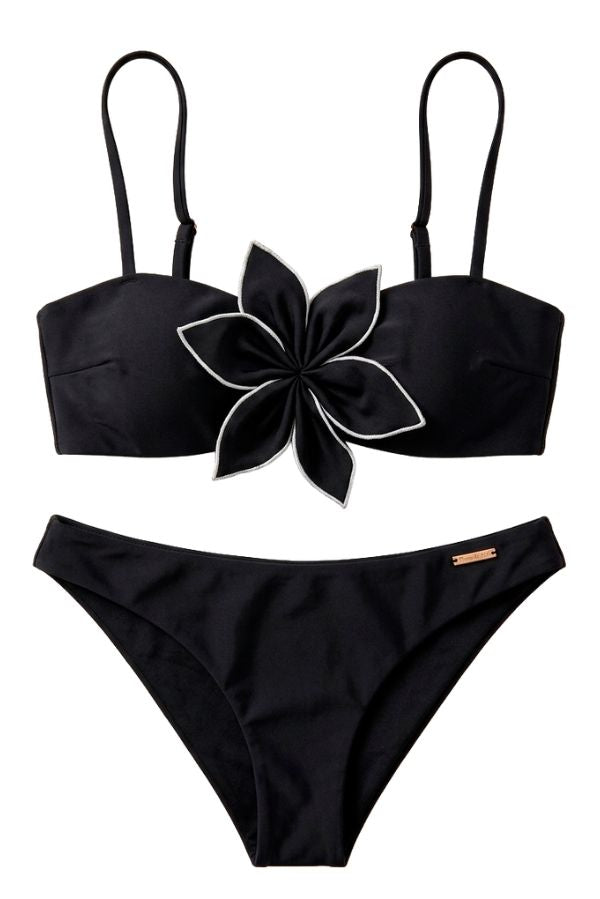 Set da spiaggia e bikini con motivo a fiori neri @esperanza_as