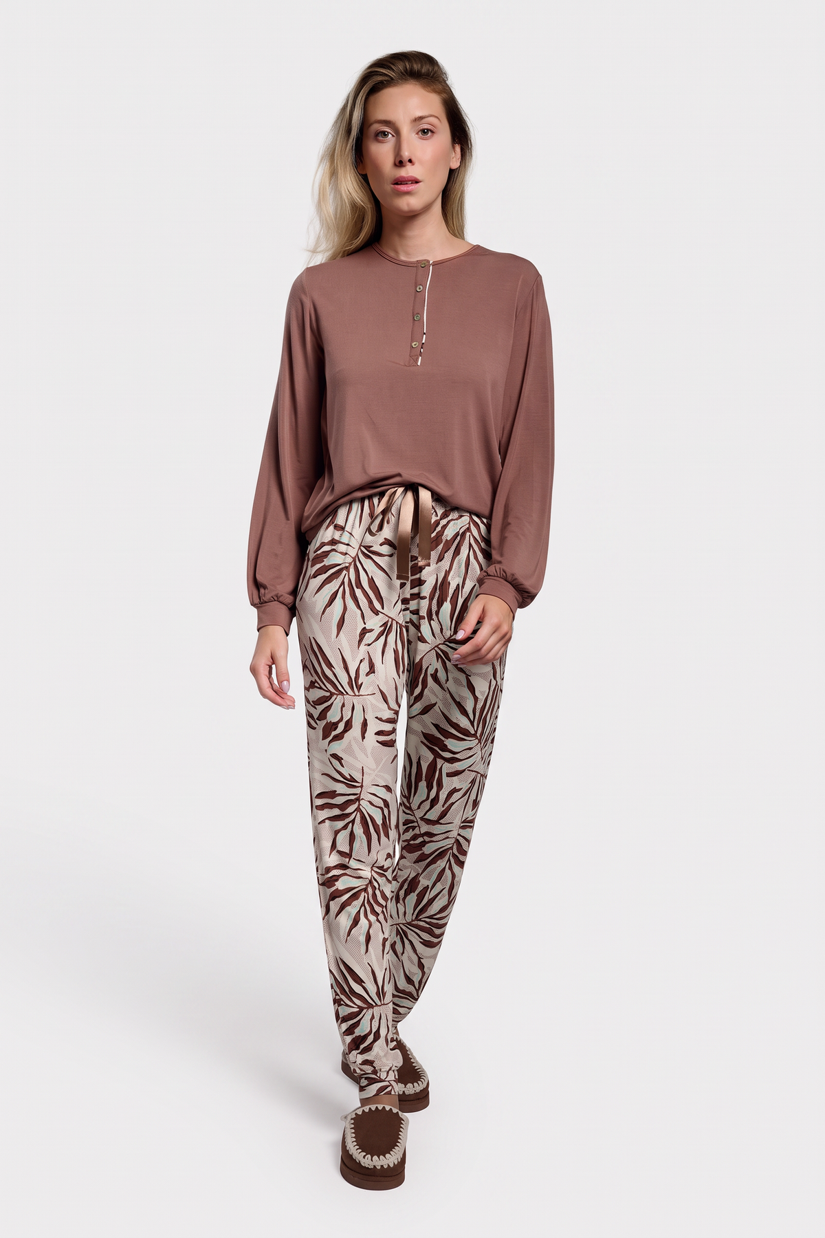 Pigiama lungo ligero donna stampa tropical