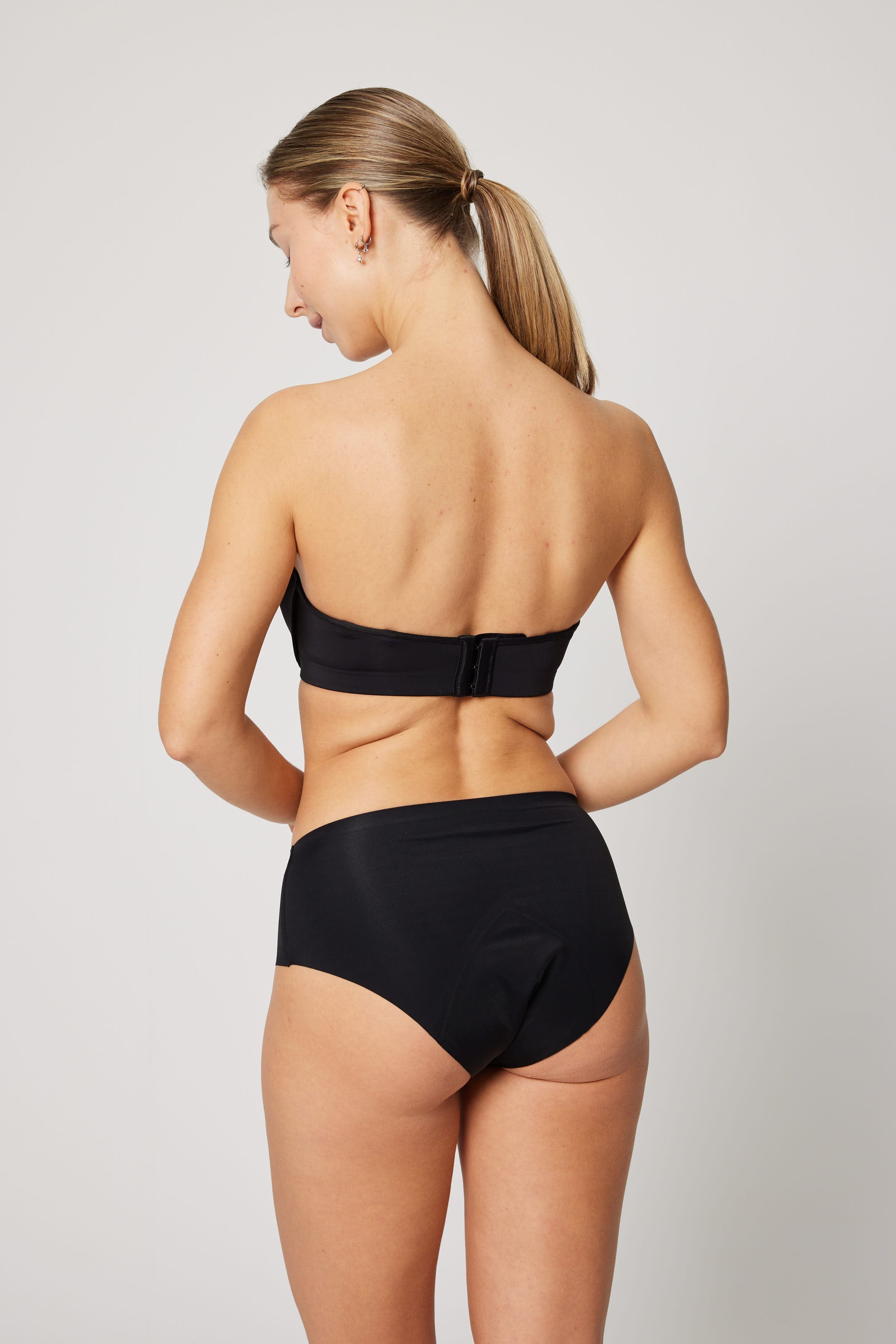 10123-3-bandeau-sujetador-multiposicion-ysabel-mora - Negro