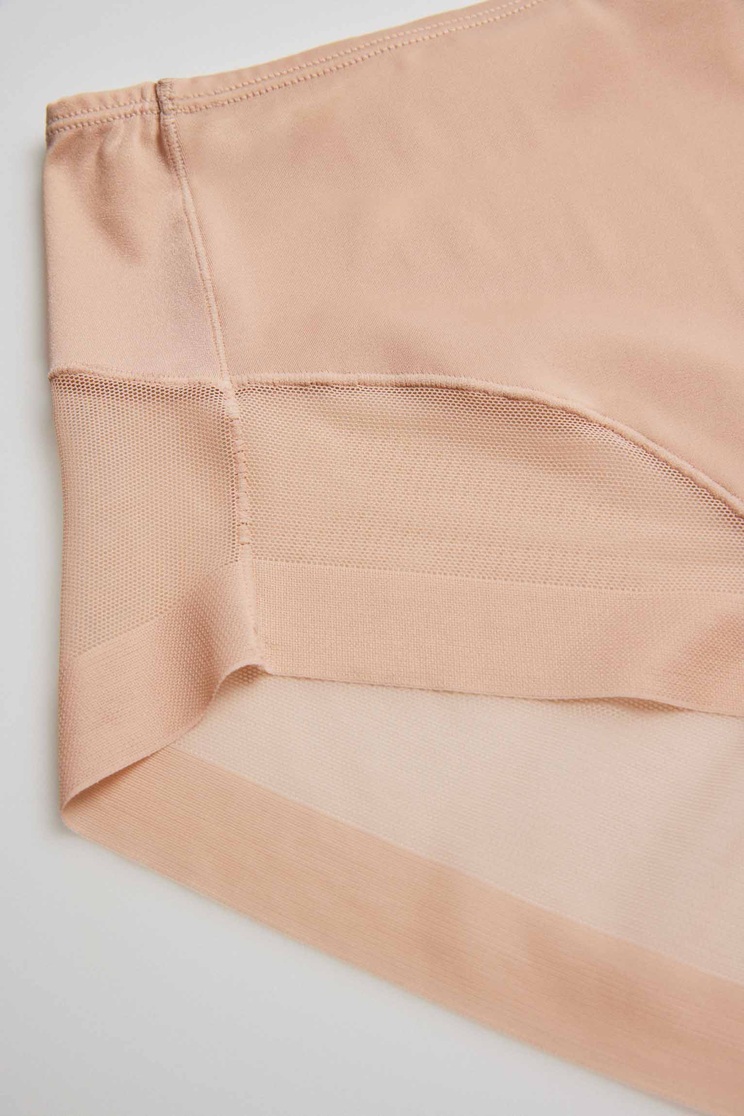 19602 5 braga alta mujer detalle - Nude