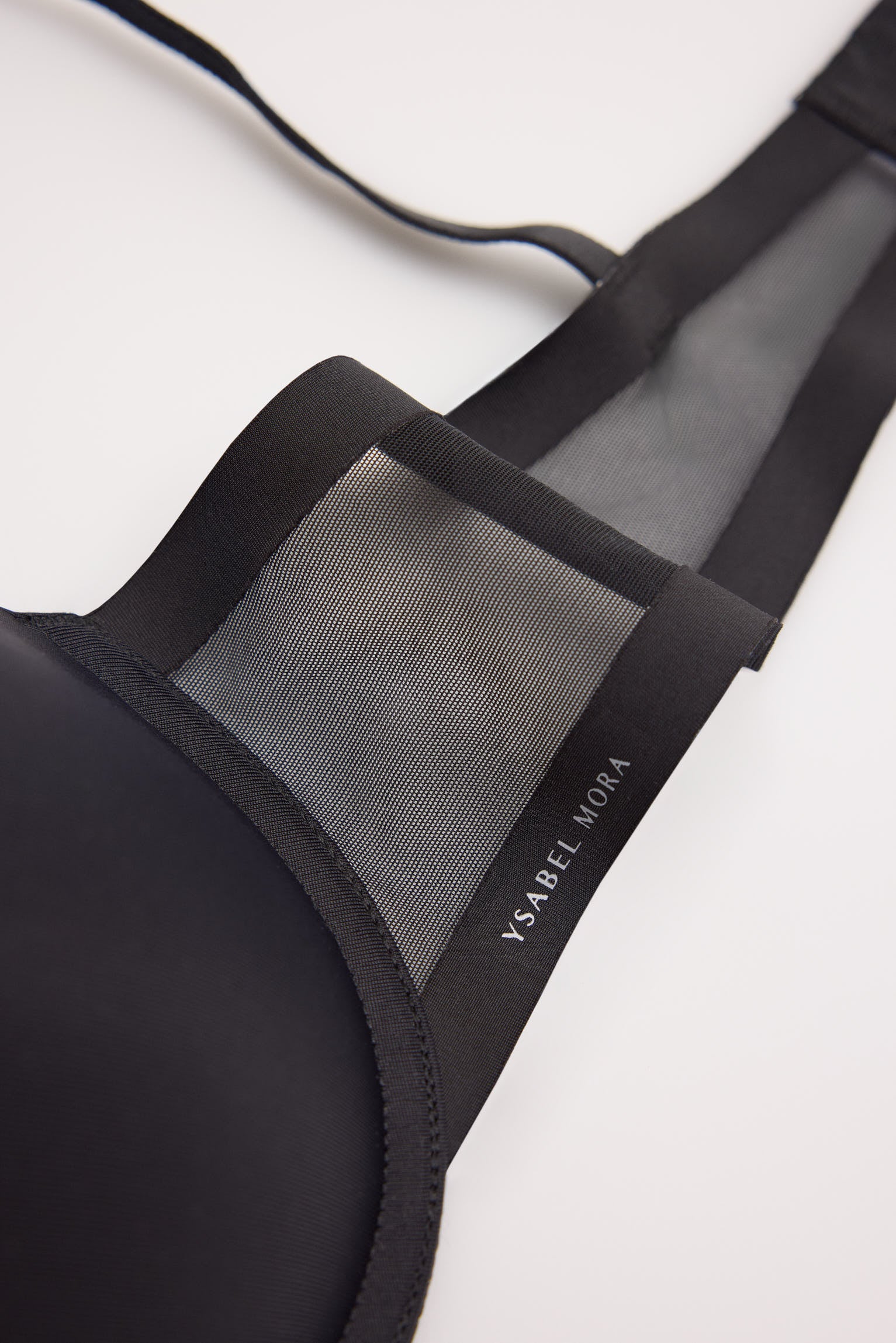 10158-04-nomarks-sujetador-con-aro-con-relleno-paula-negro-ysabel-mora