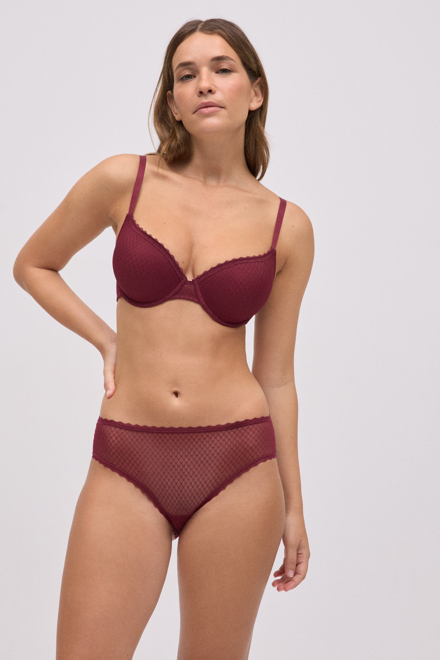 10789-1-conjunto-sujetador-con-aro-con-relleno-granate