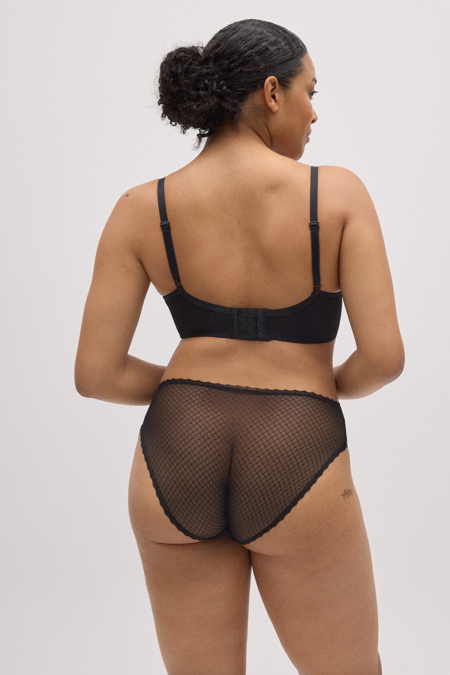 10790-2-conjunto-sujetador-con-aro-con-relleno-negro
