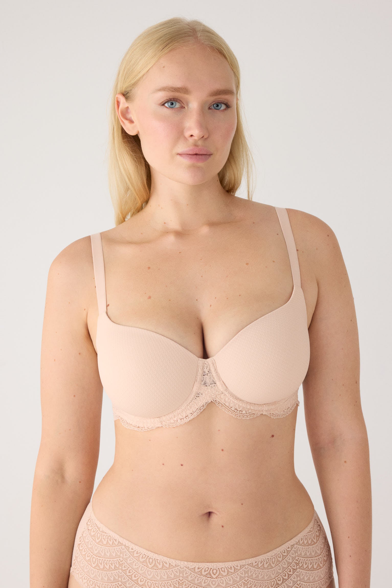 Reggiseno capacidad con ferretto imbottito nude