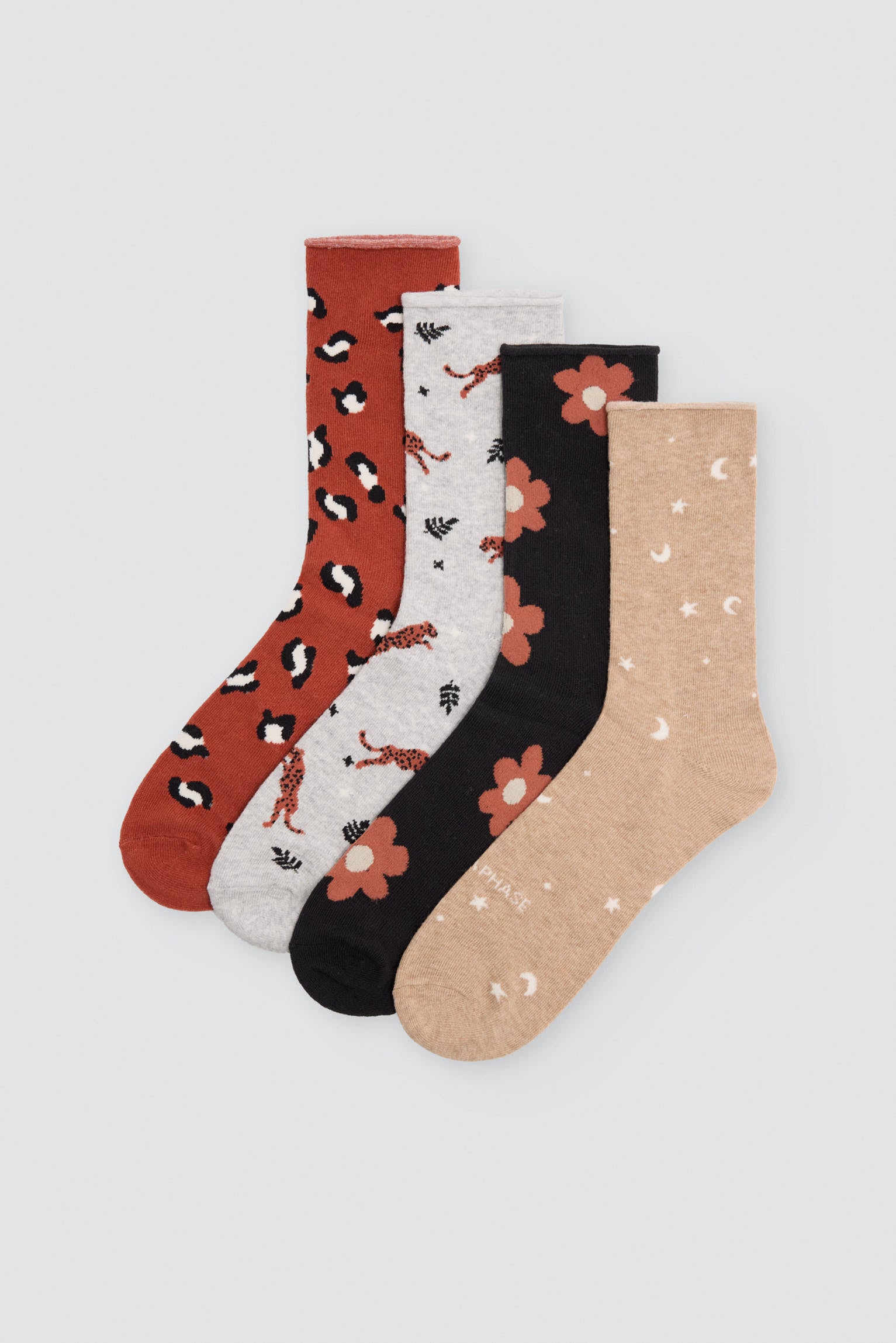 12111-pack-de-4-calcetines-mujer-sin-puno-animales-flores-estrellas